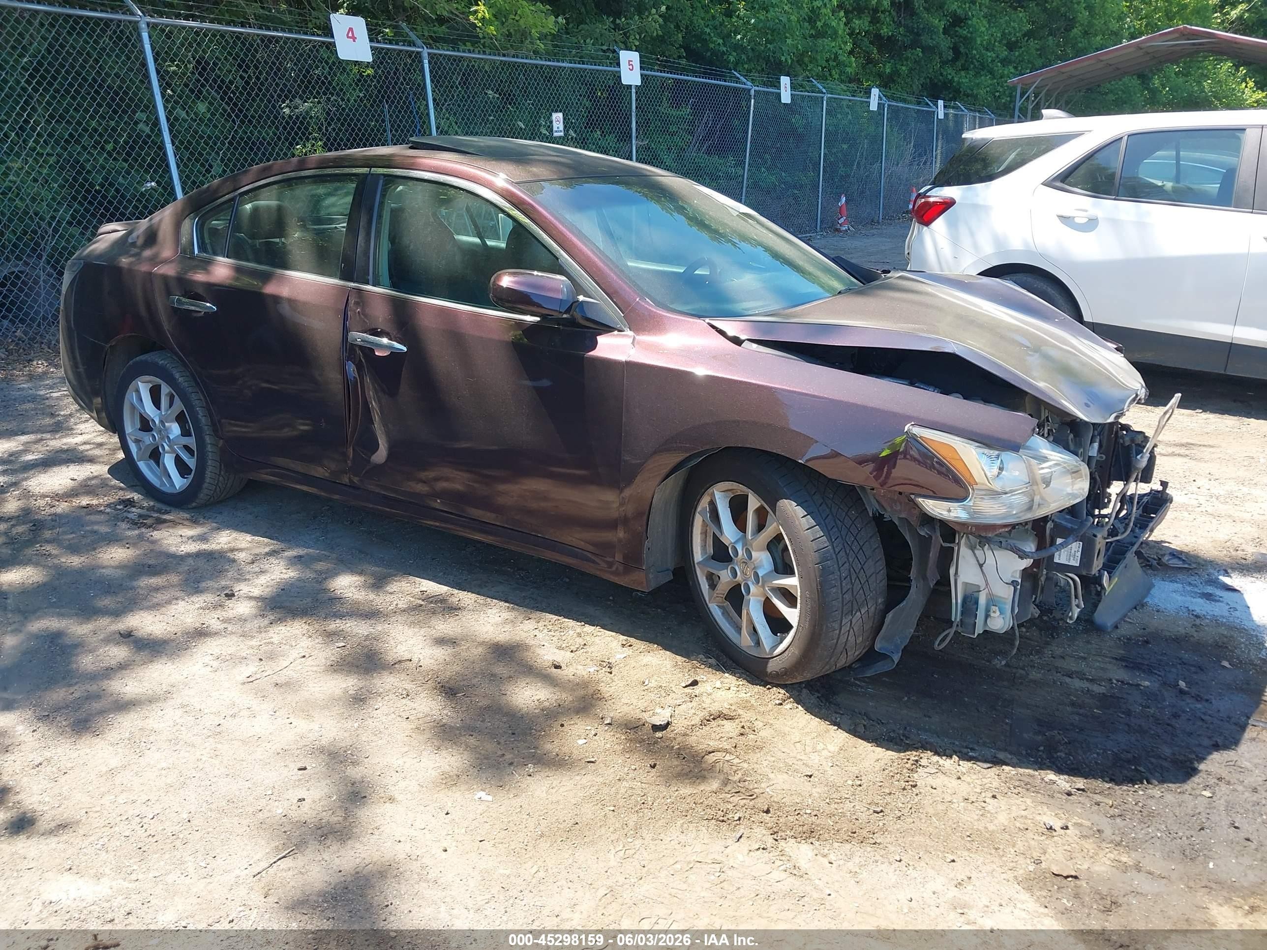 2014 Nissan Maxima S, VIN 1N4AA5APXEC906582 — Перед