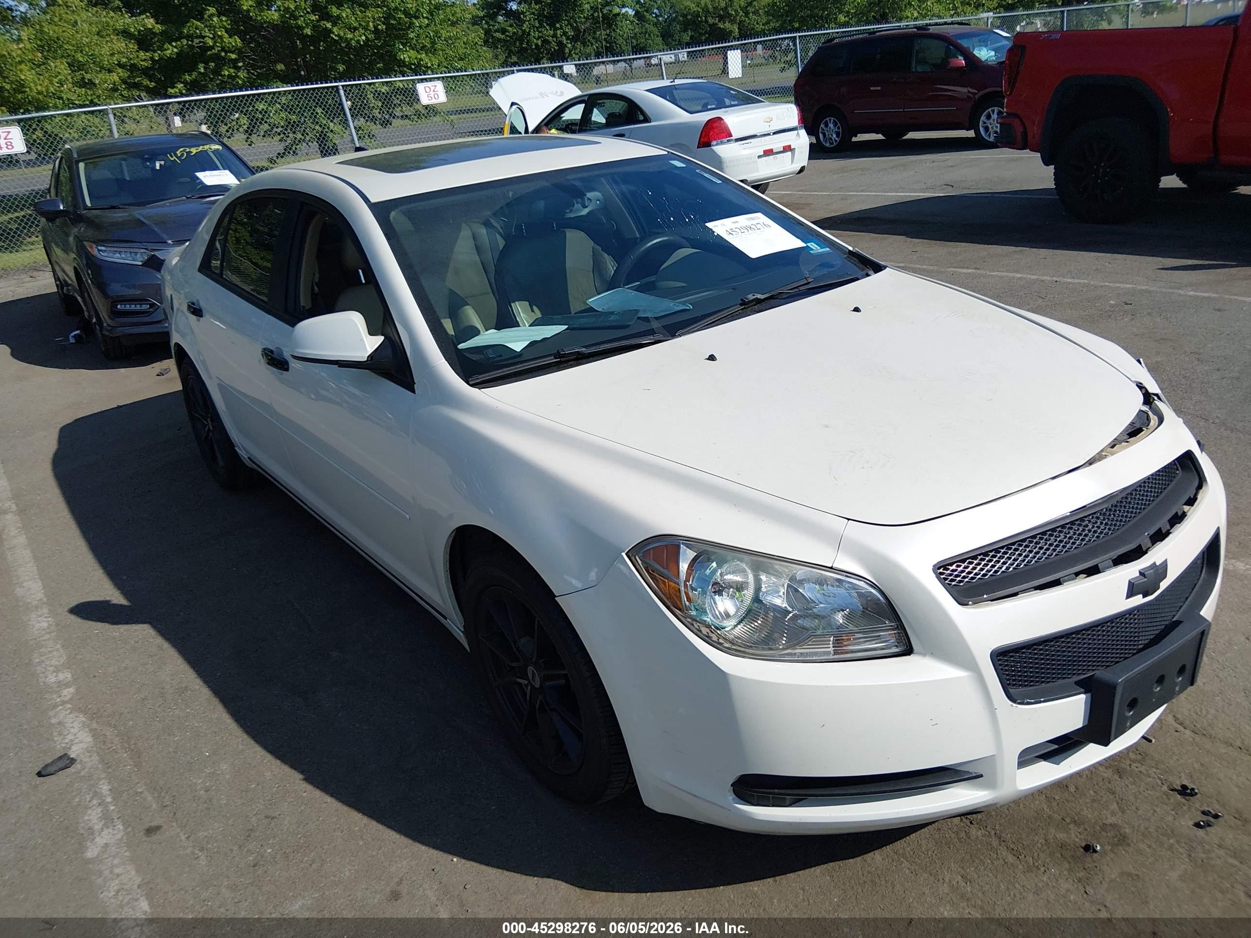 2012 Chevrolet Malibu 2LT, VIN 1G1ZD5E03CF243331 — Front end