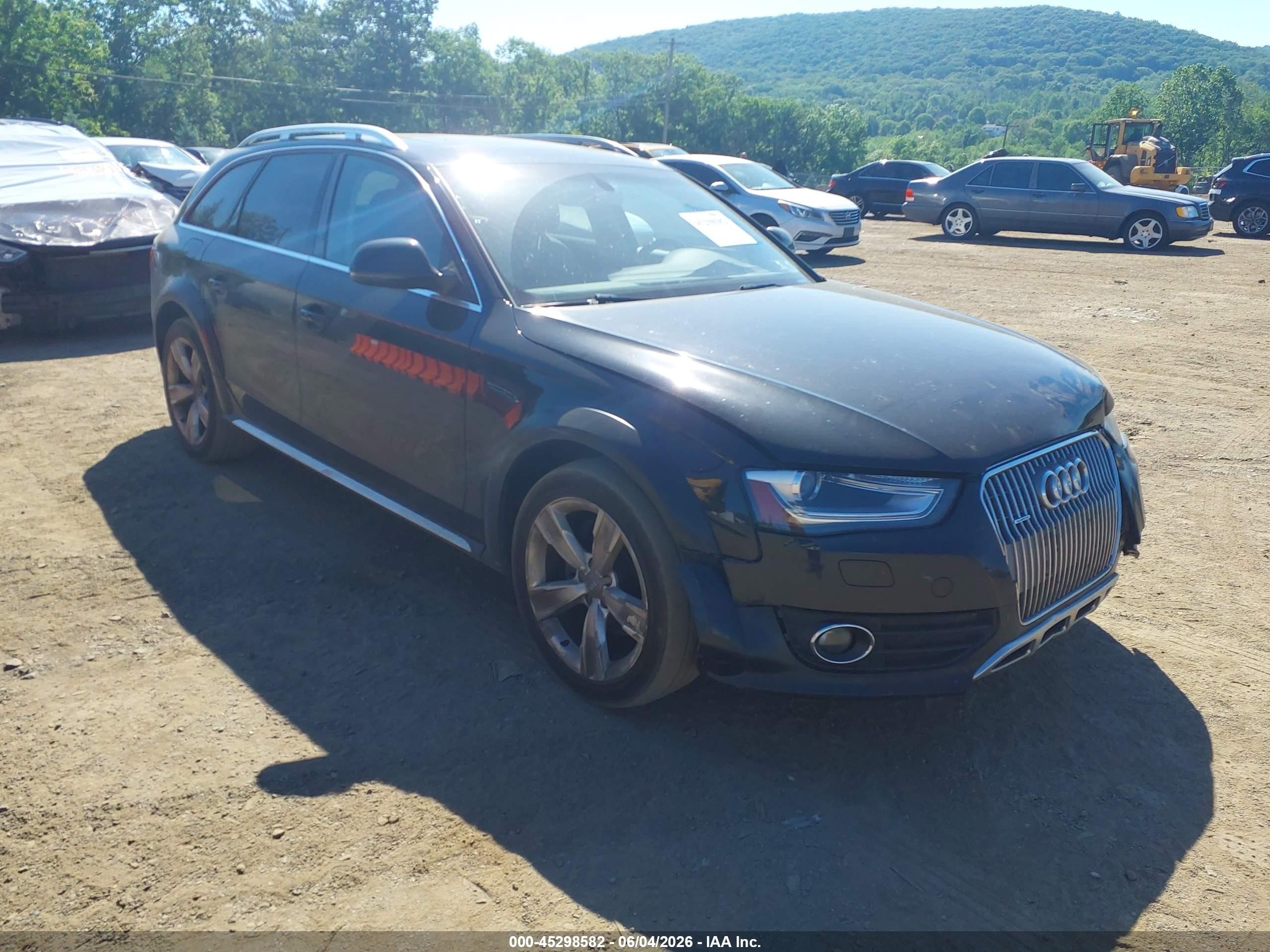 2015 Audi allroad A4 Premium Plus, VIN WA1UFAFL2FA006774 — Обычный износ