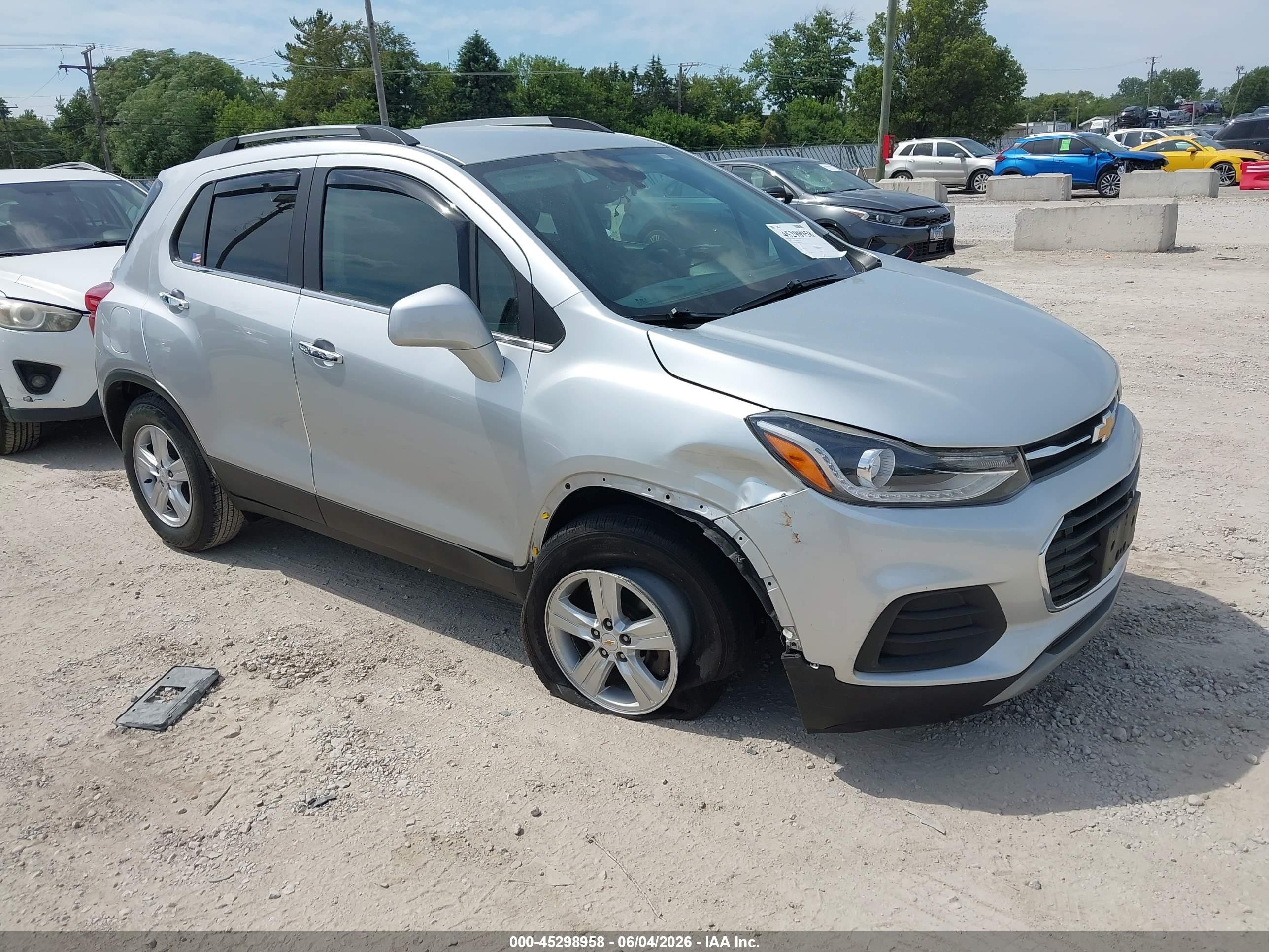 2018 Chevrolet Trax LT, VIN KL7CJLSB6JB586541 — Front end