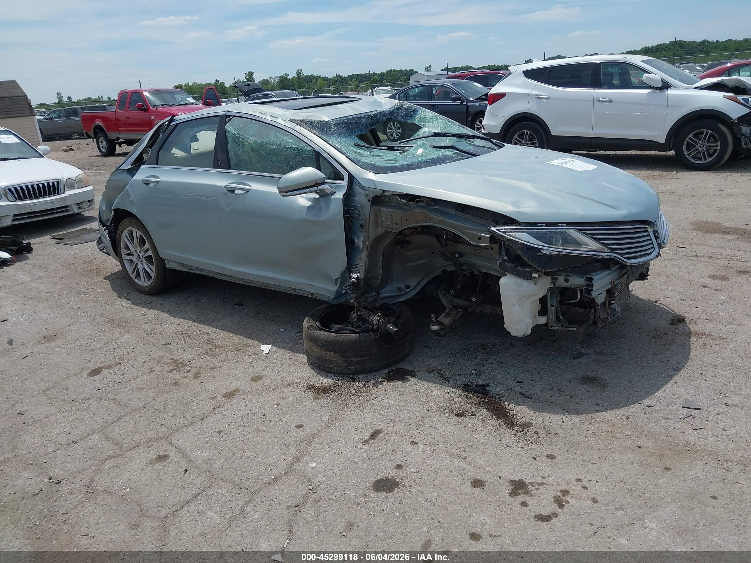 2014 Lincoln MKZ Hybrid, VIN 3LN6L2LU0ER827656 — Rollover