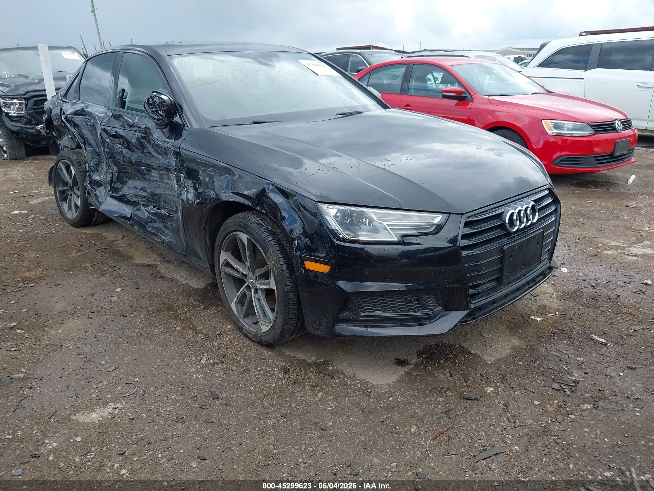 2019 Audi A4 Premium, VIN WAUGMAF42KN020756 — Бок