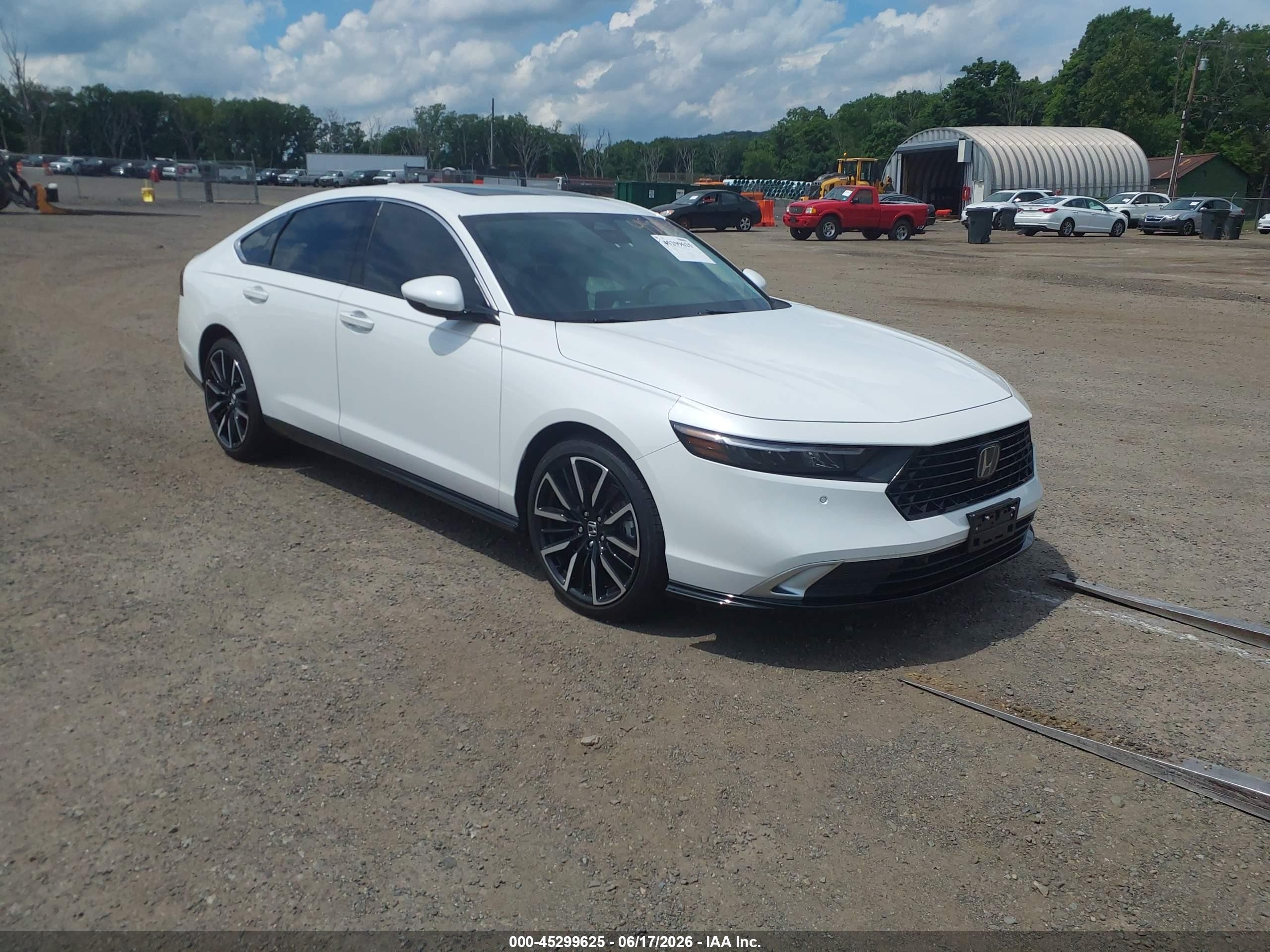 2025 Honda Accord Touring, VIN 1HGCY2F83SA032213 — Side