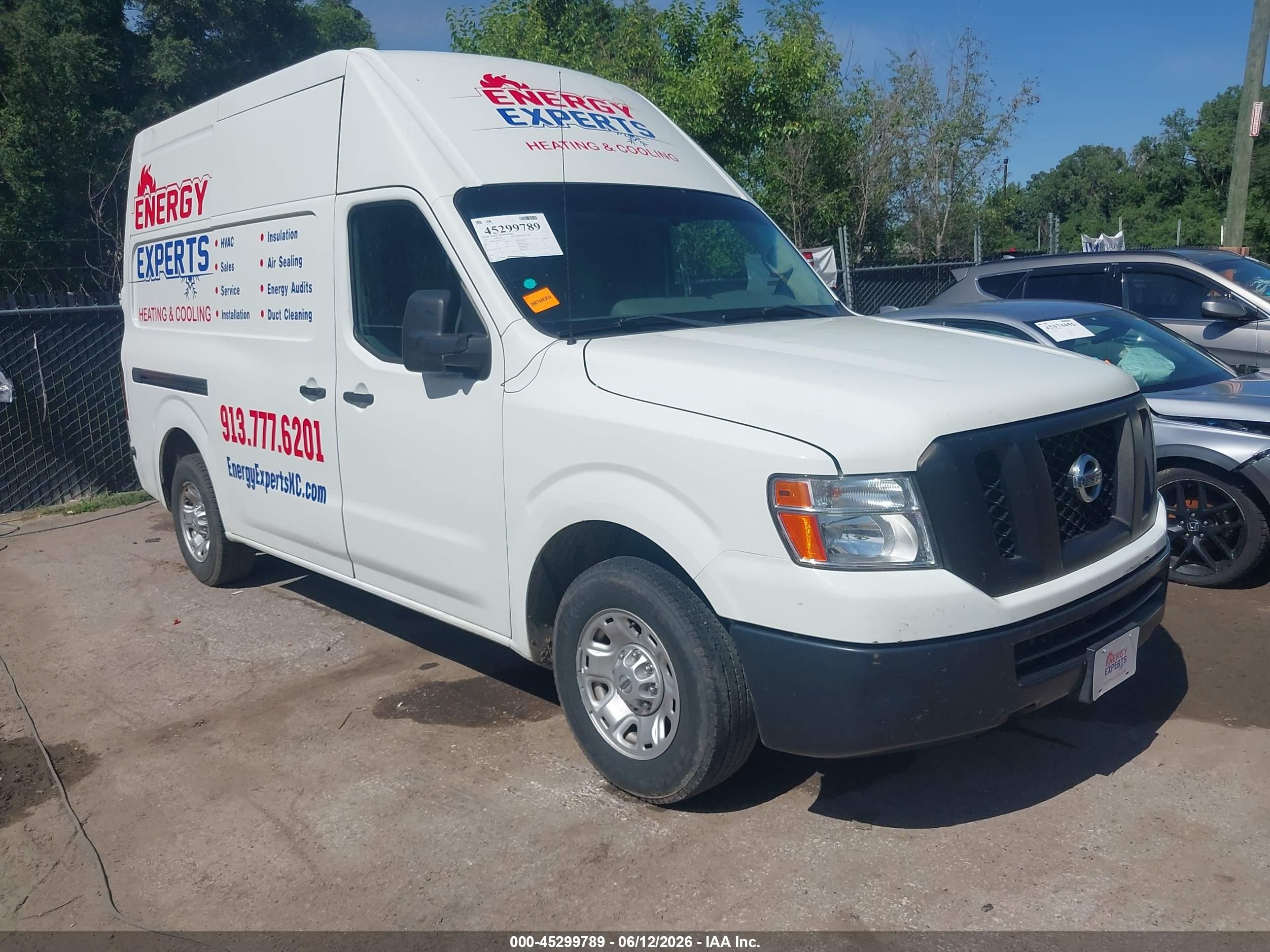 2019 Nissan NV Cargo S, VIN 1N6BF0LY8KN810228 — Град