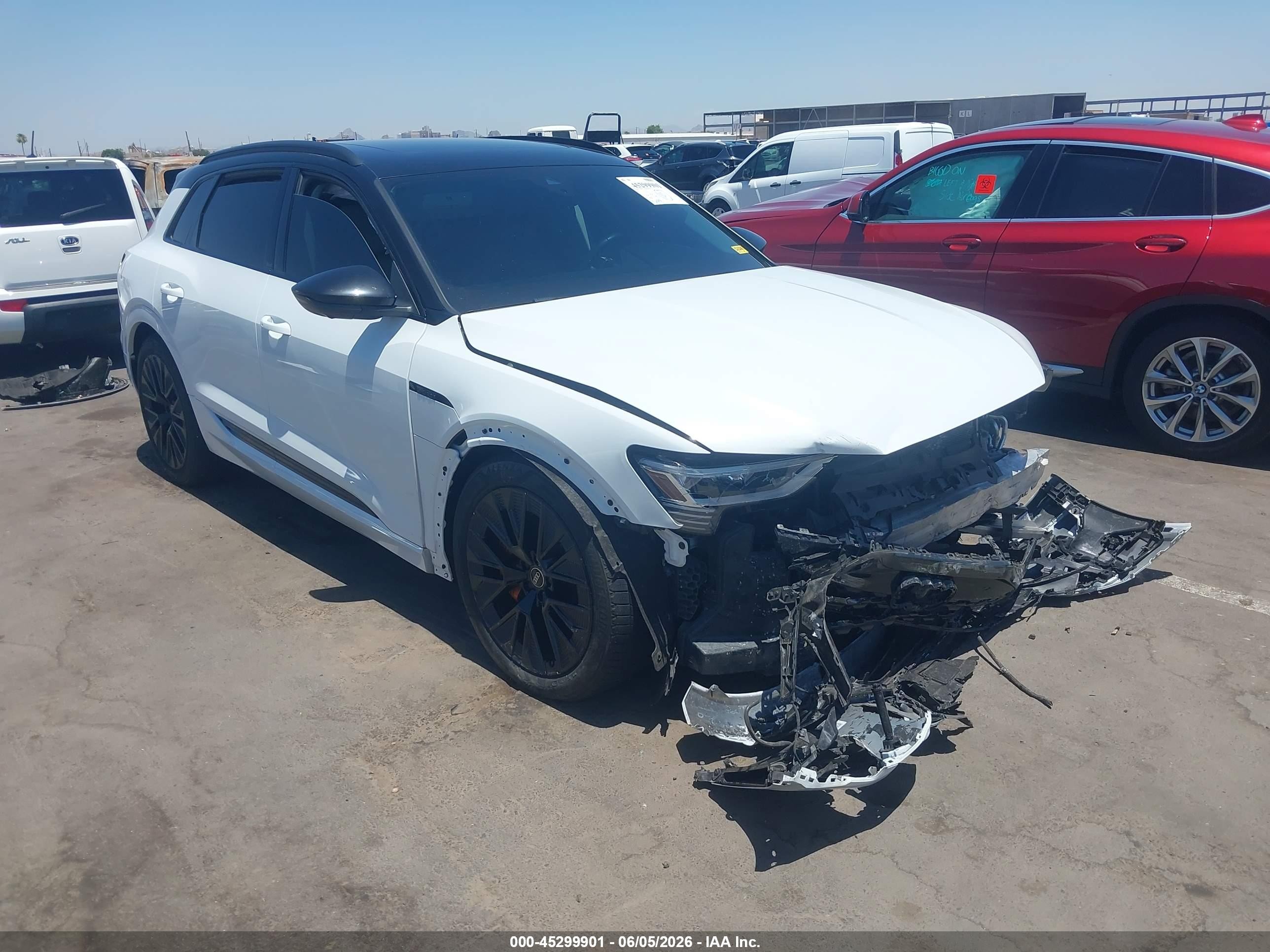 2024 Audi Q8 e-tron Premium Plus, VIN WA15AAGE0RB020190 — Front end