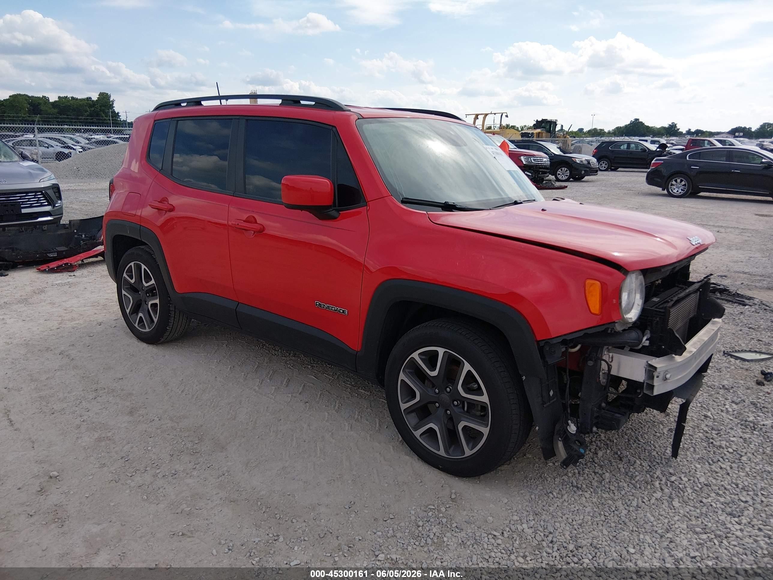 2018 Jeep Renegade Latitude, VIN ZACCJABB7JPH75244 — Front end