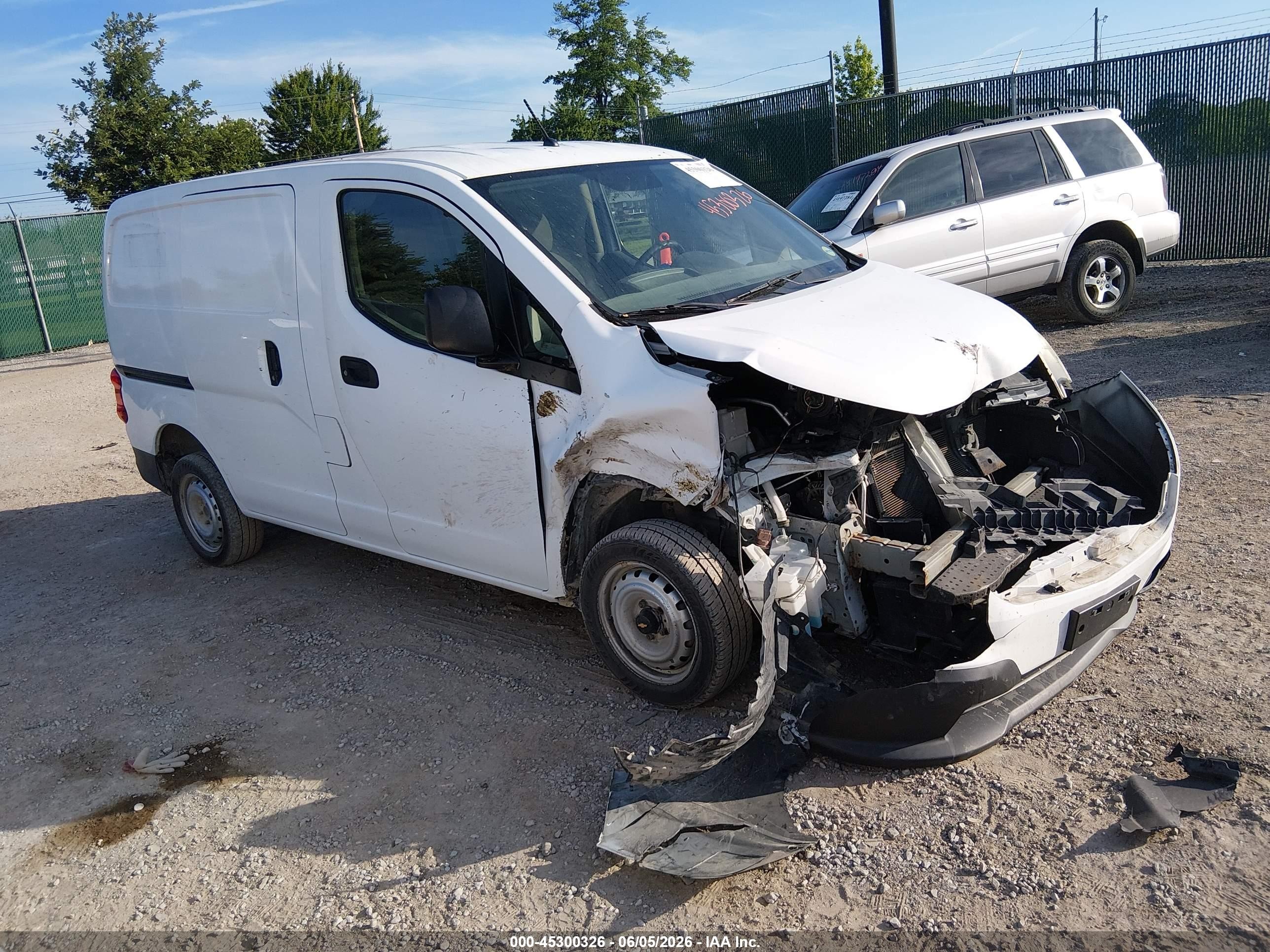 2017 Chevrolet City Express Cargo LS, VIN 3N63M0YN0HK696670 — Front end