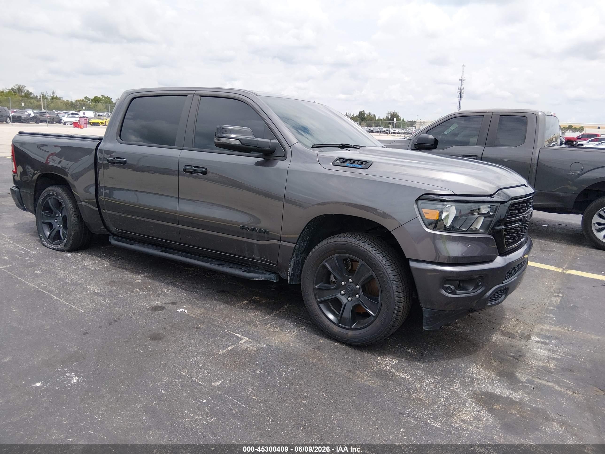 2024 Ram 1500 Lone Star, VIN 1C6RREFTXRN122657 — Side