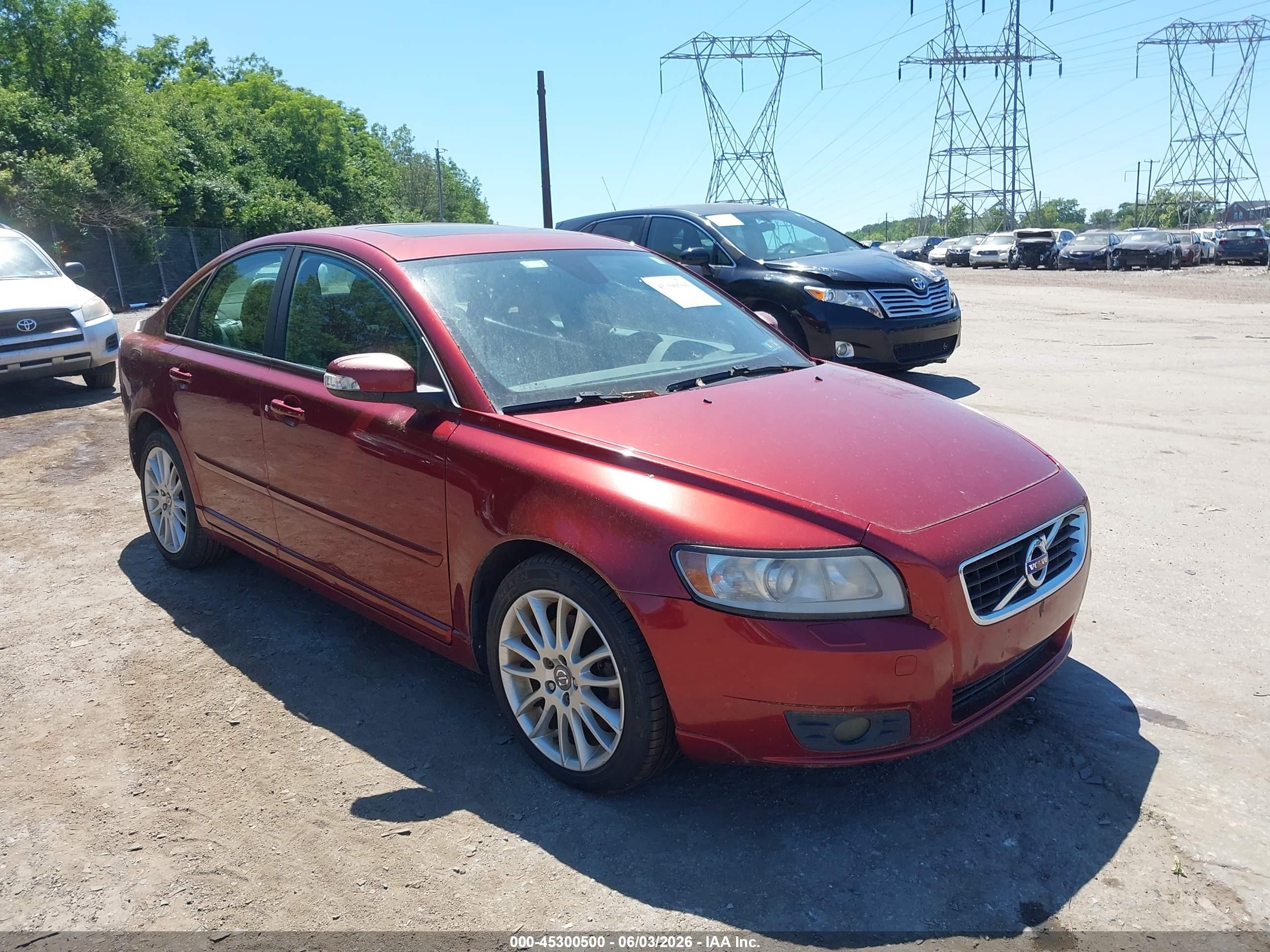 2011 Volvo S40, VIN YV1672MS0B2550300 — Normal wear