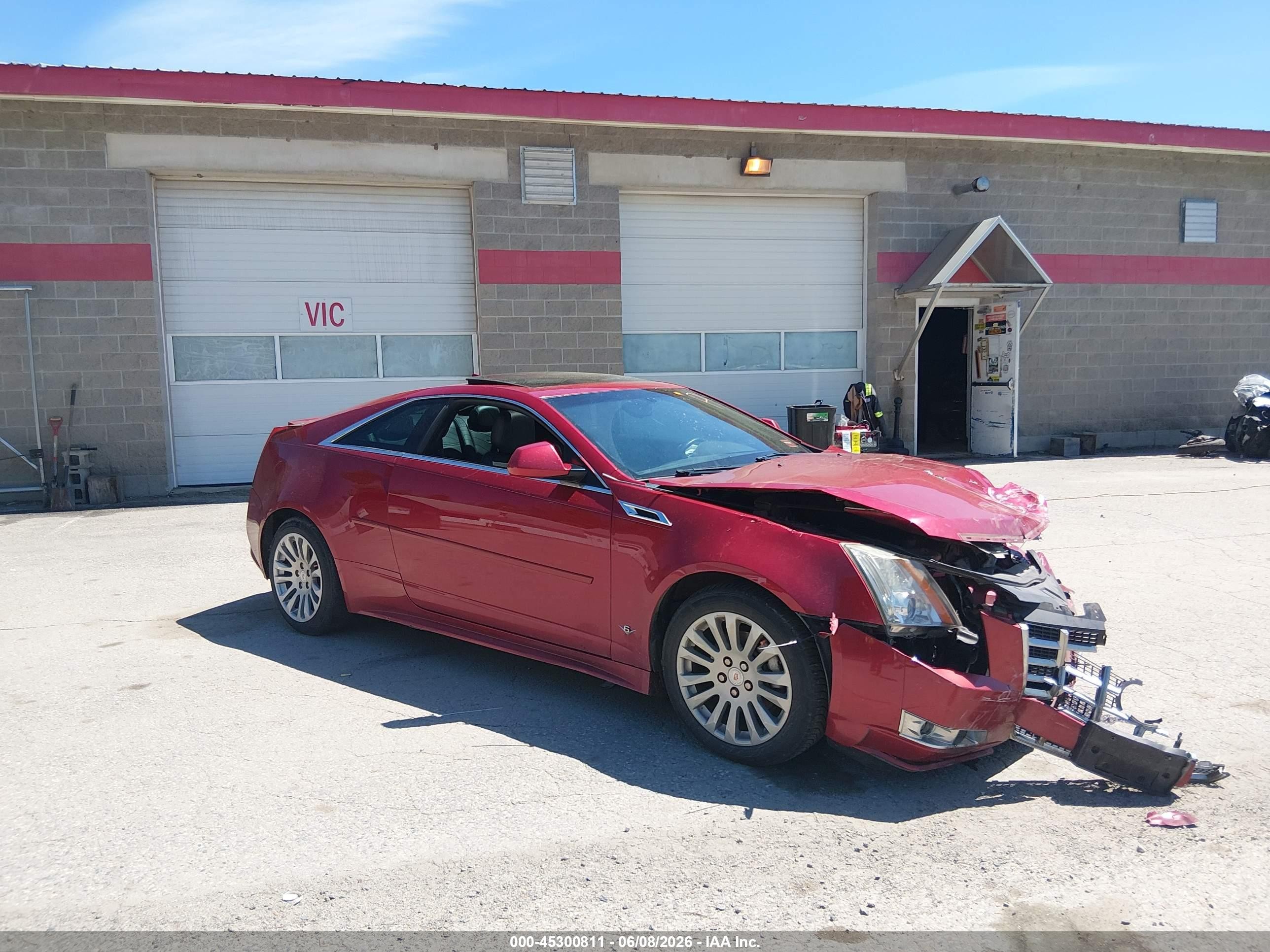 2013 Cadillac CTS Performance, VIN 1G6DM1E36D0151528 — Front end