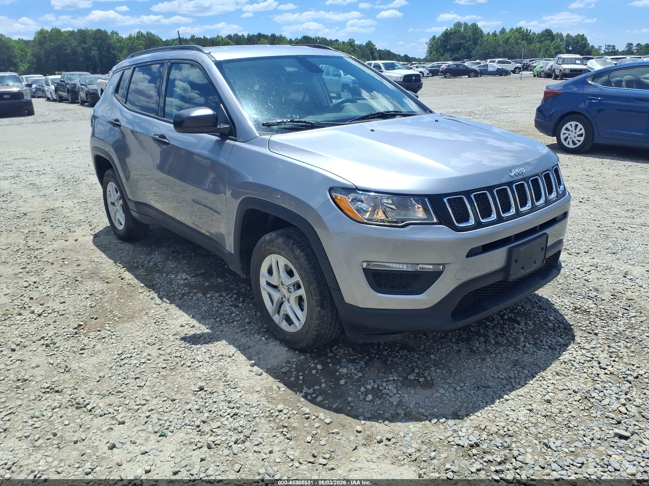 2018 Jeep Compass Sport, VIN 3C4NJDAB4JT359642 — Normal wear