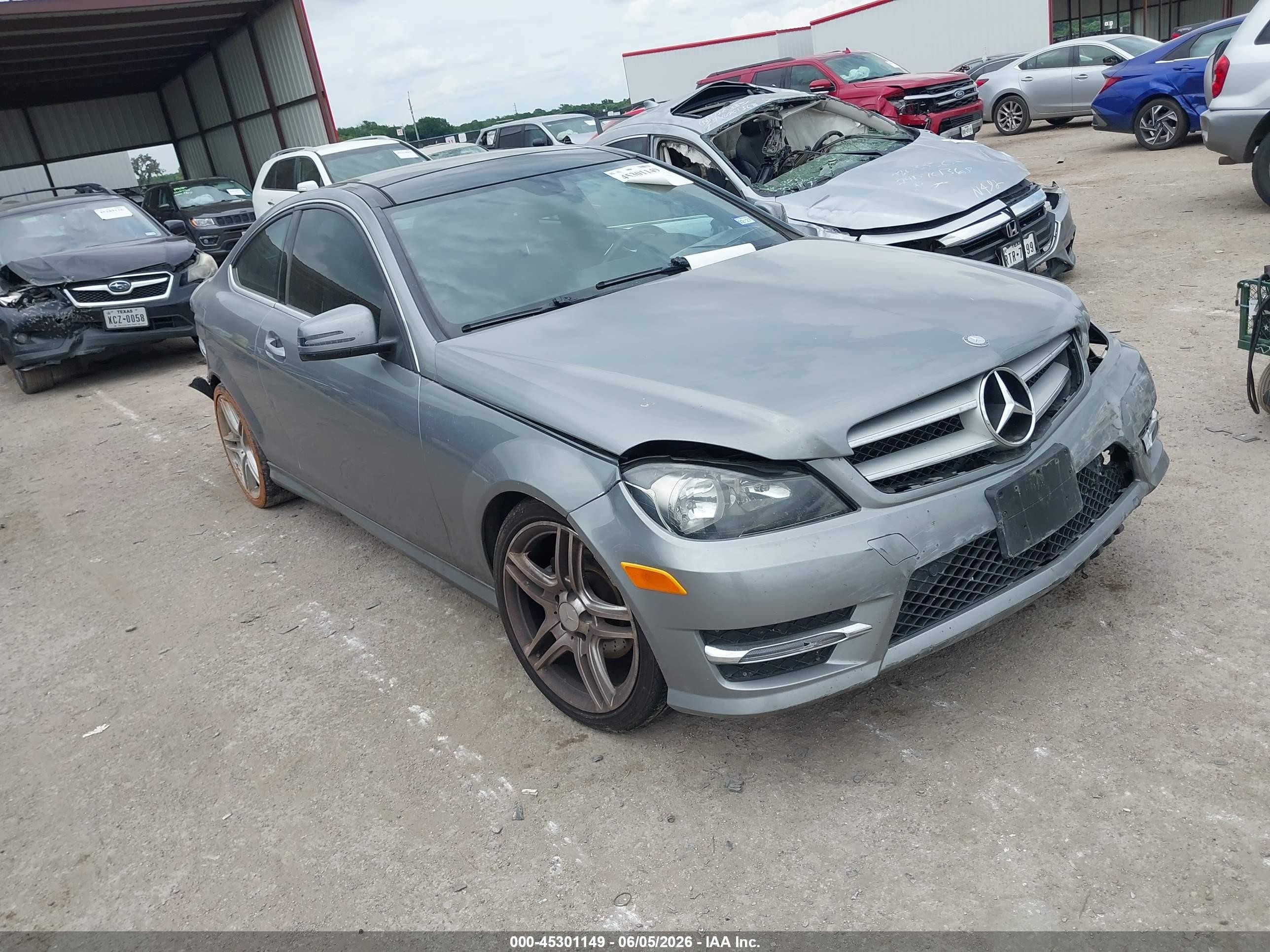 2013 Mercedes-Benz C 250, VIN WDDGJ4HB7DG048879 — По всему кузову