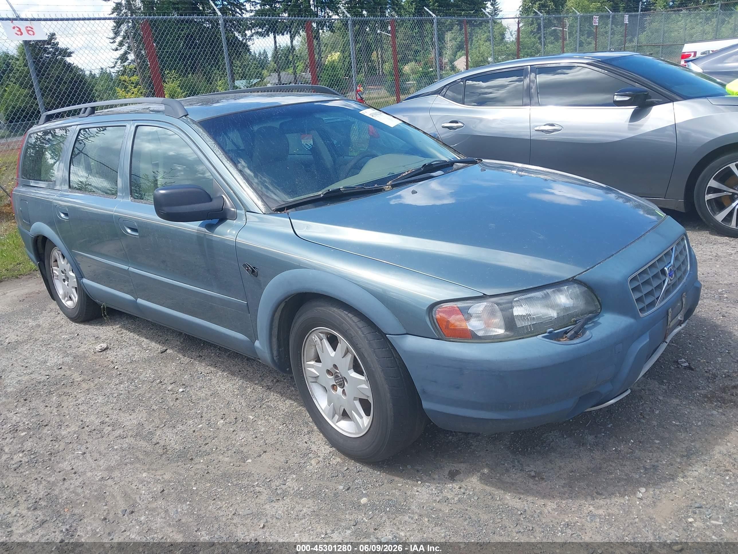 2001 Volvo V70, VIN YV1SZ58D711025373 — Бок