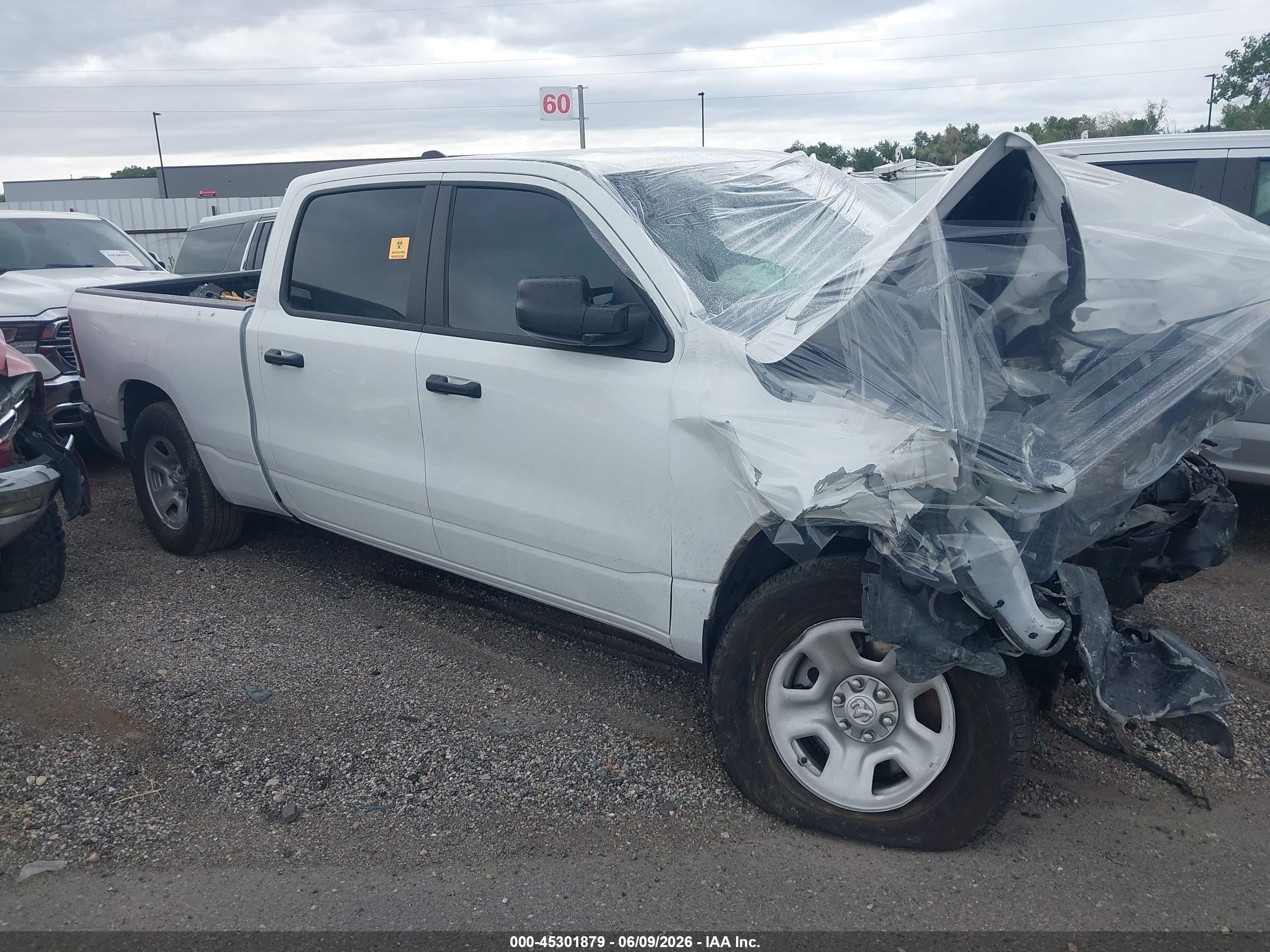 2024 Ram 1500 Tradesman, VIN 1C6SRFNT2RN166290 — Front end