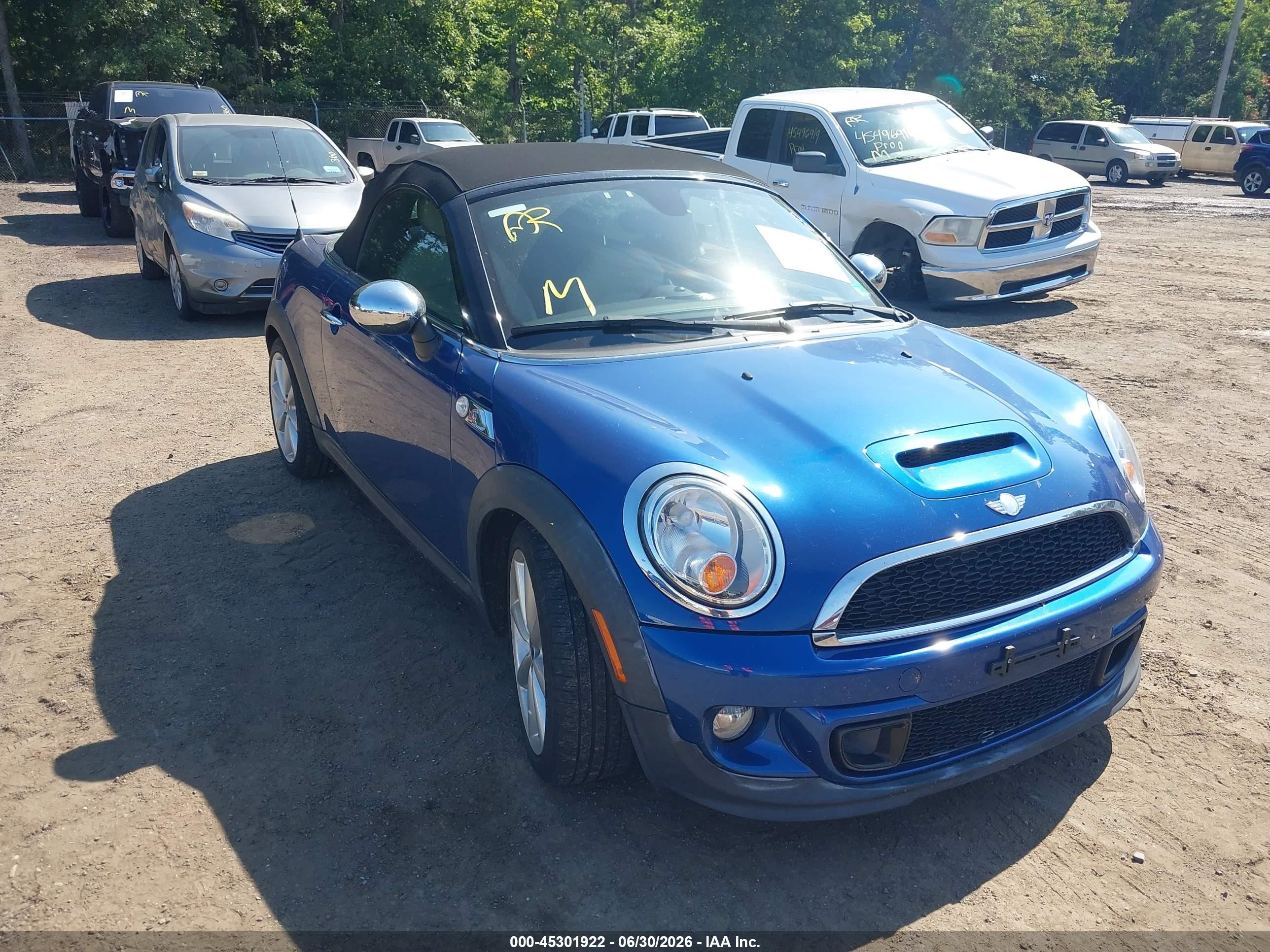 2013 MINI Roadster S, VIN WMWSY3C55DT565260 — Side