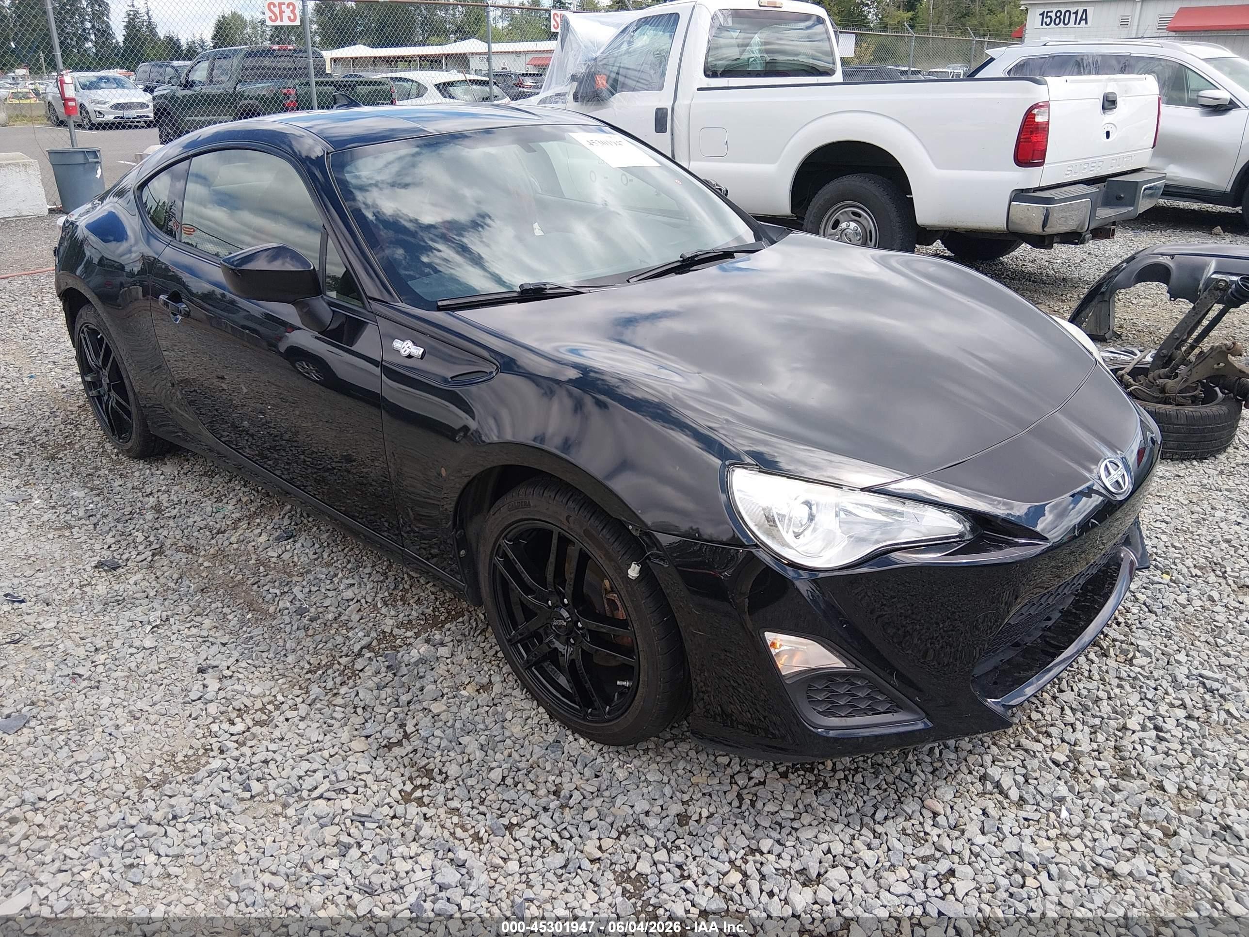 2015 Scion FR-S, VIN JF1ZNAA11F9712100 — Rear end