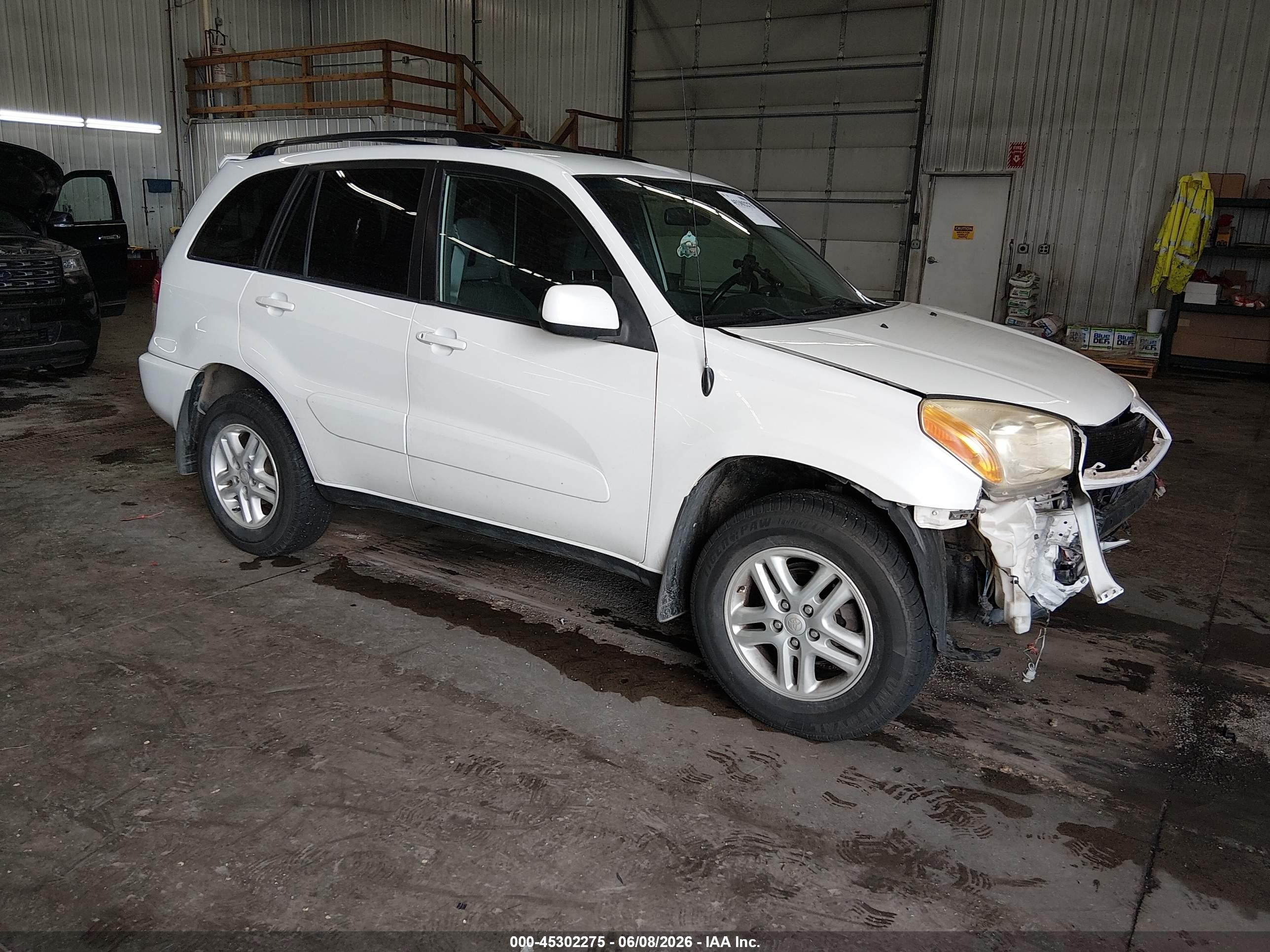 2003 Toyota RAV4, VIN JTEHH20V630227826 — Front end