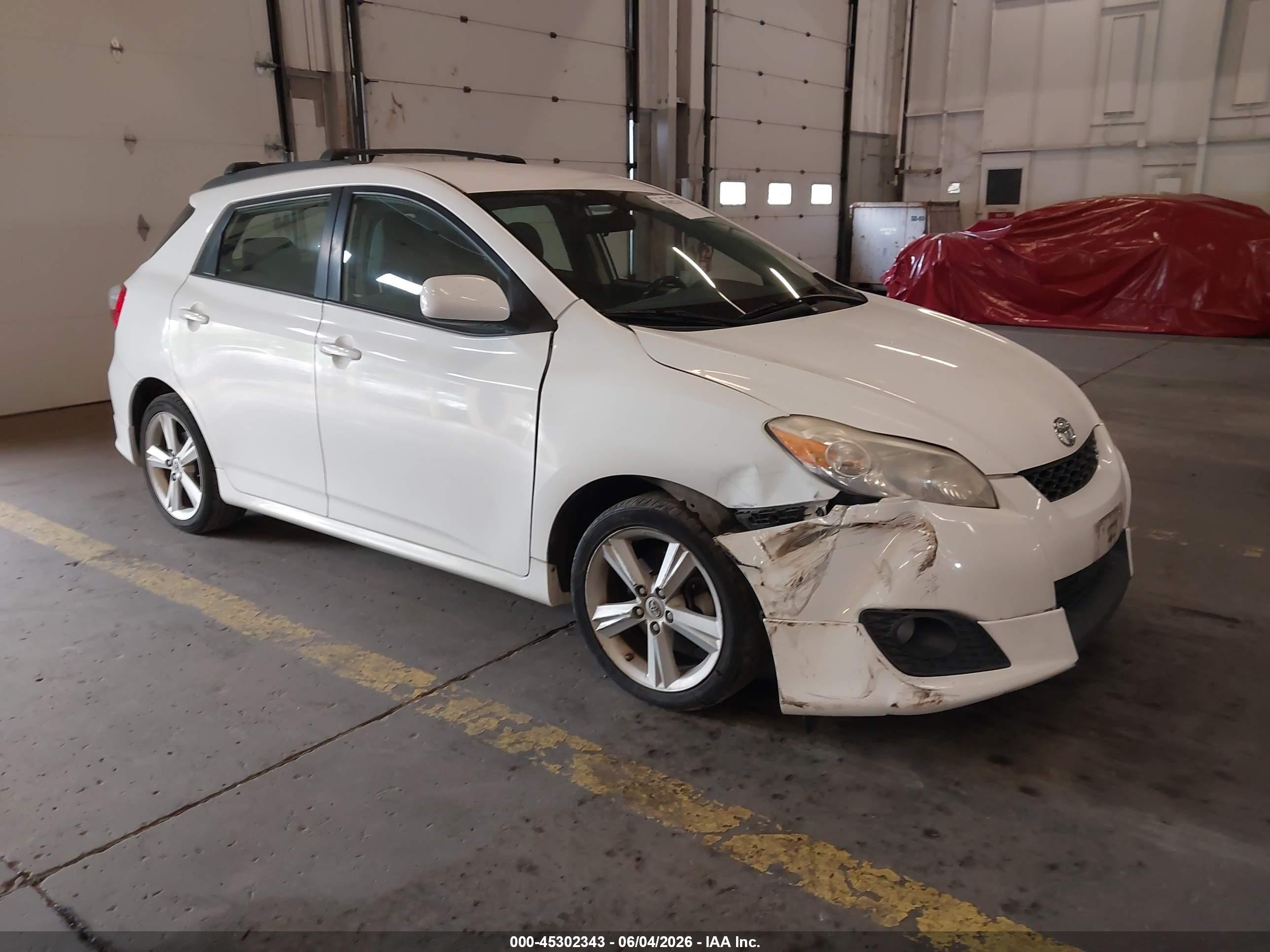 2009 Toyota Matrix S, VIN 2T1KE40E79C017099 — Перед