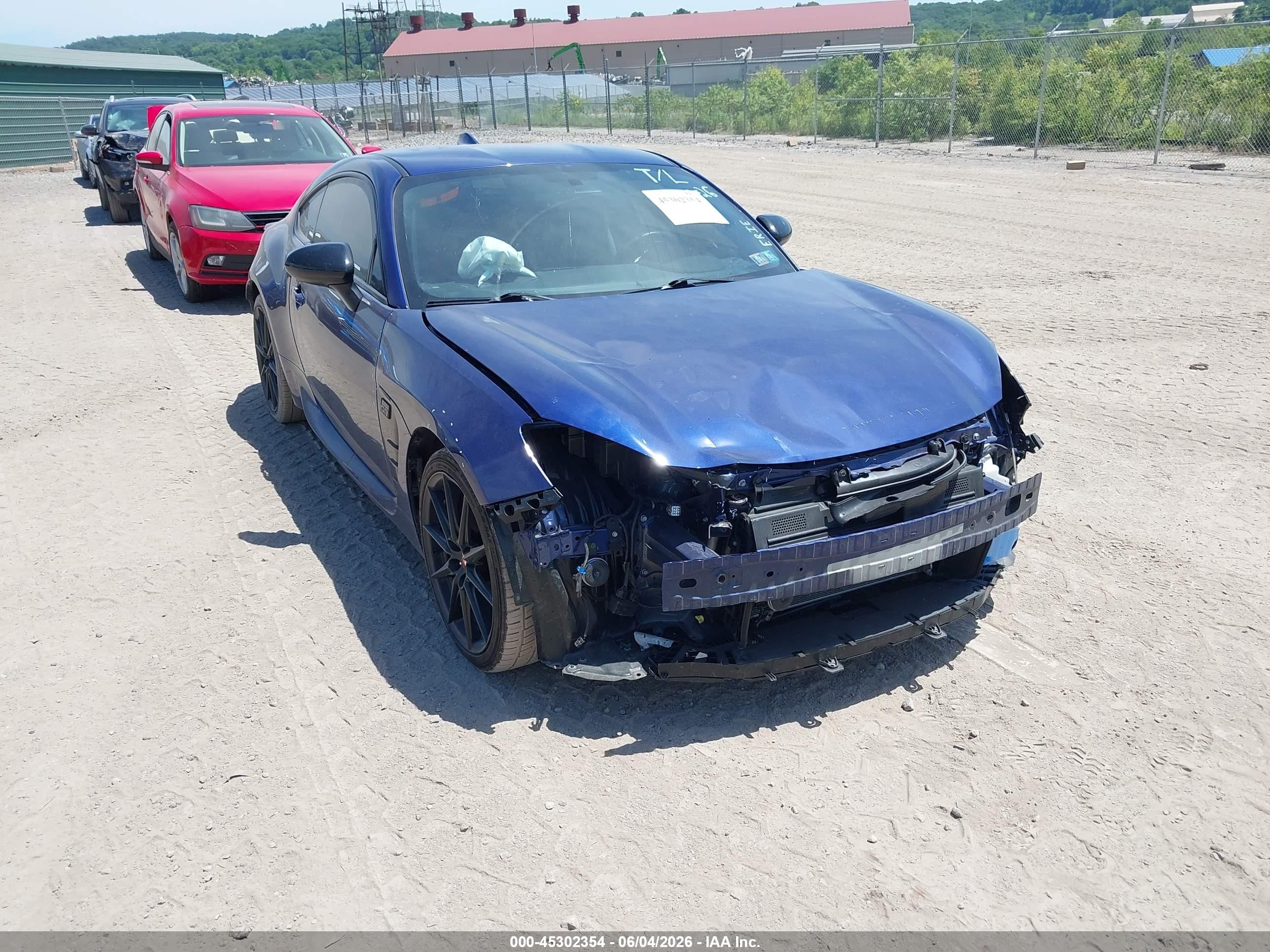 2024 Toyota 86 Premium, VIN JF1ZNBE14R8750074 — Front end