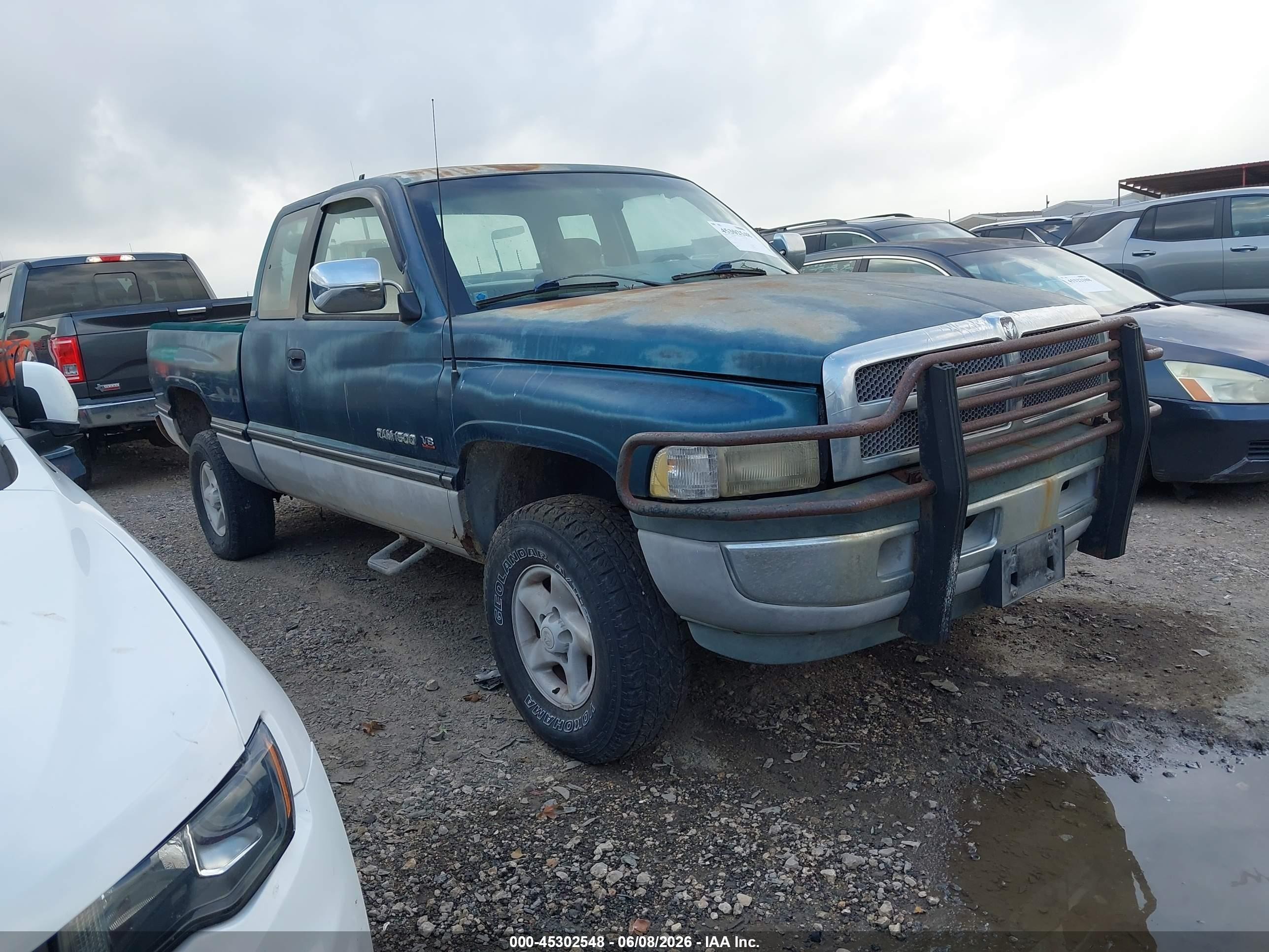 1996 Dodge 1500, VIN 3B7HF13Y5TG194758 — Зад