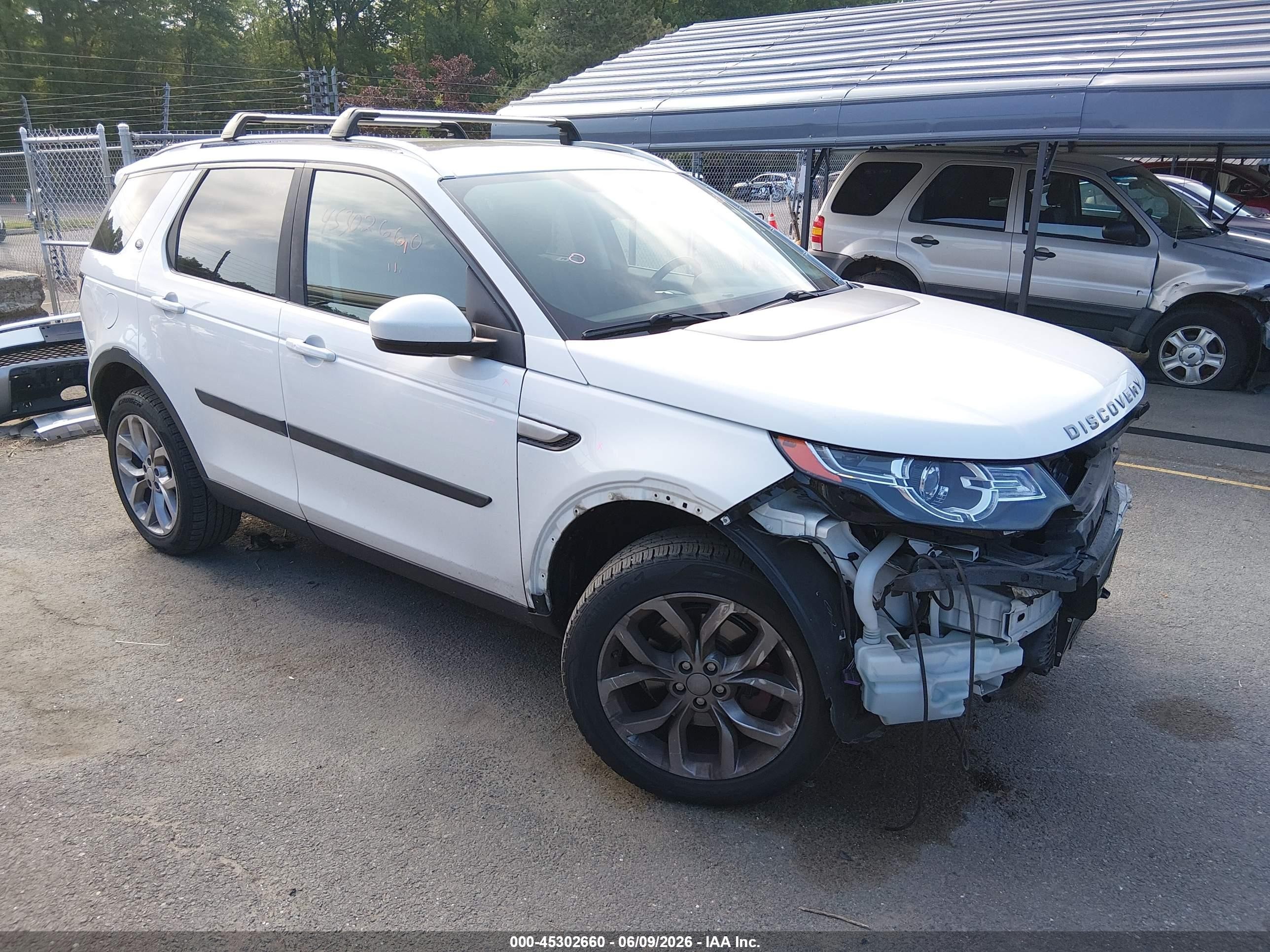 2015 Land Rover Discovery Sport HSE, VIN SALCR2BG8FH525545 — Front end