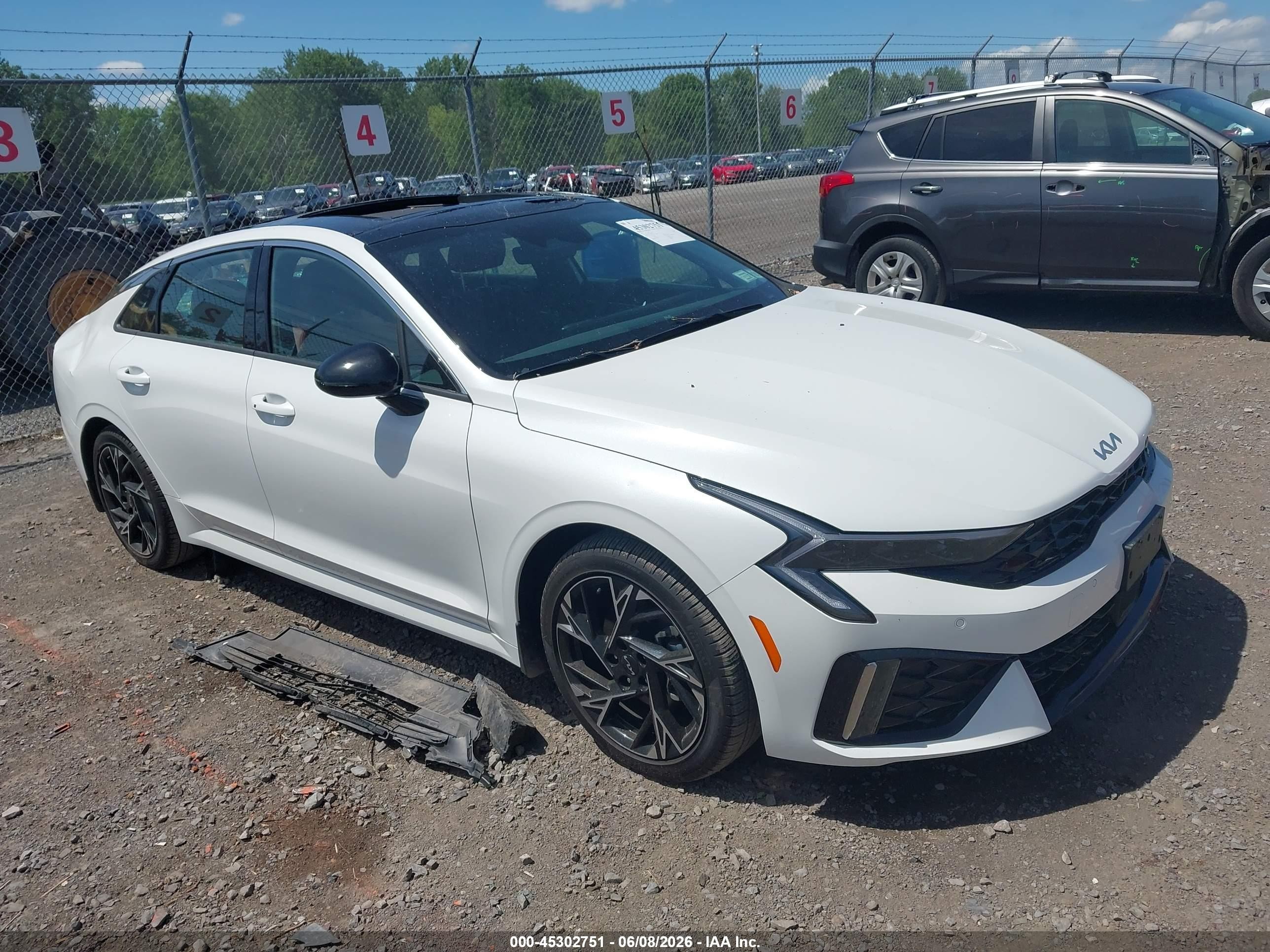 2025 Kia K5 GT-Line, VIN KNAG64J75S5383226 — Roof