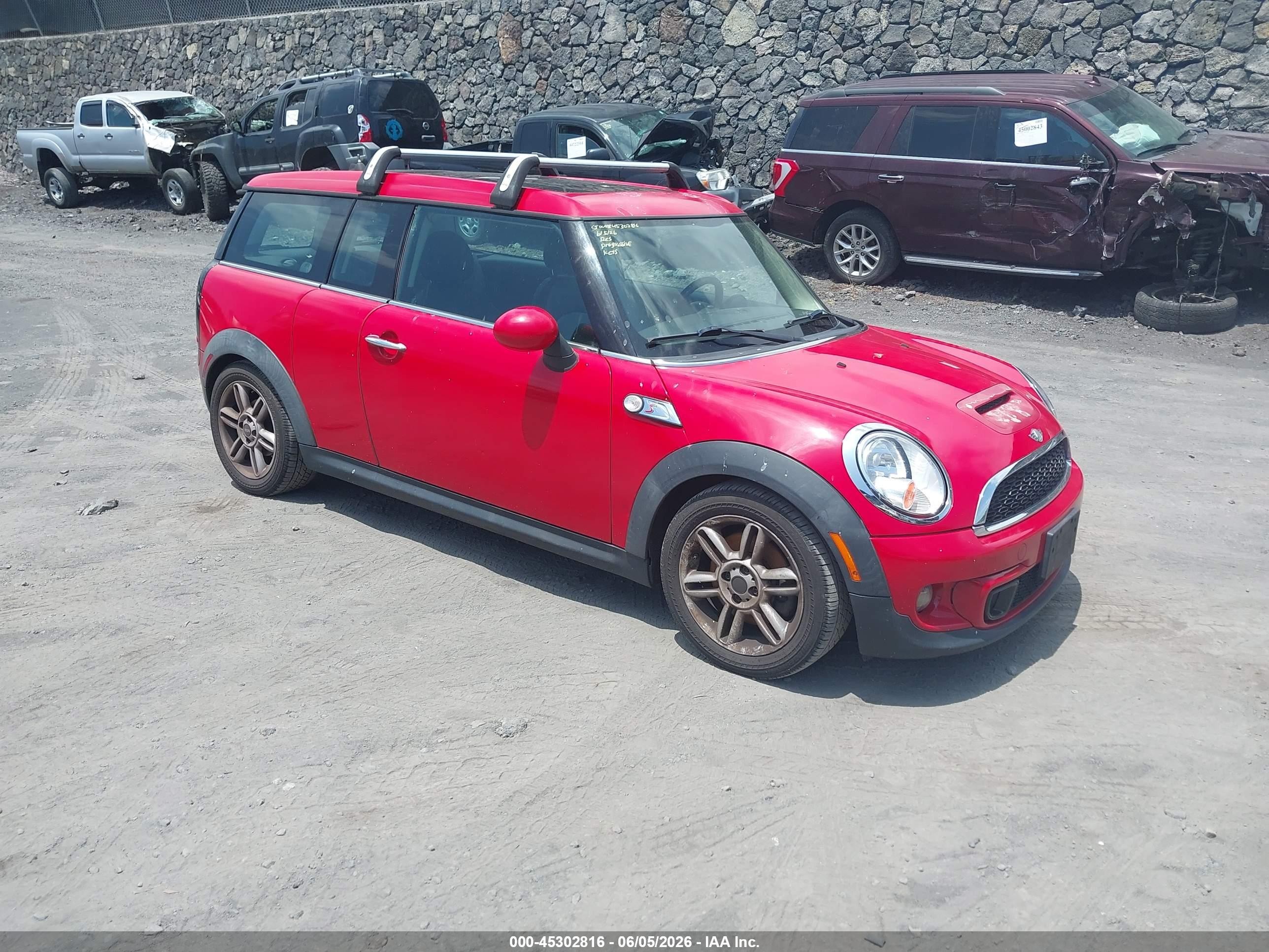 2011 MINI Clubman S, VIN WMWZG3C56BTY35837 — Undercarriage