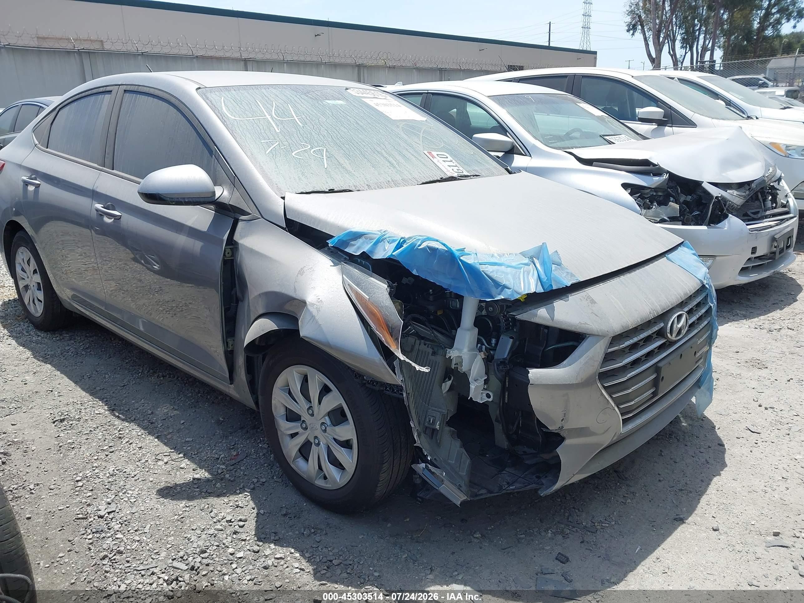 2022 Hyundai Accent SE, VIN 3KPC24A6XNE182905 — Side
