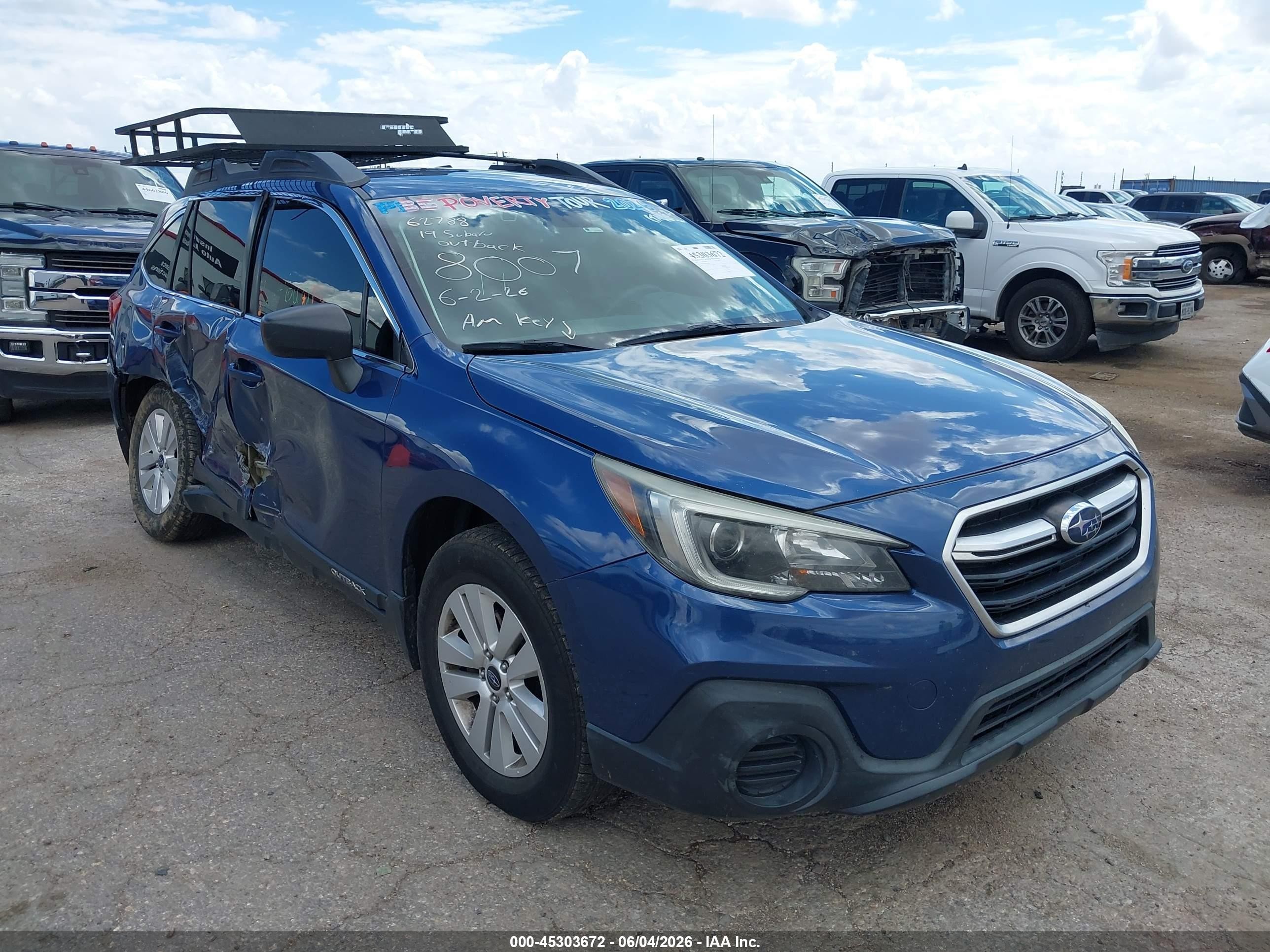 2019 Subaru Outback, VIN 4S4BSABC0K3238007 — Бок