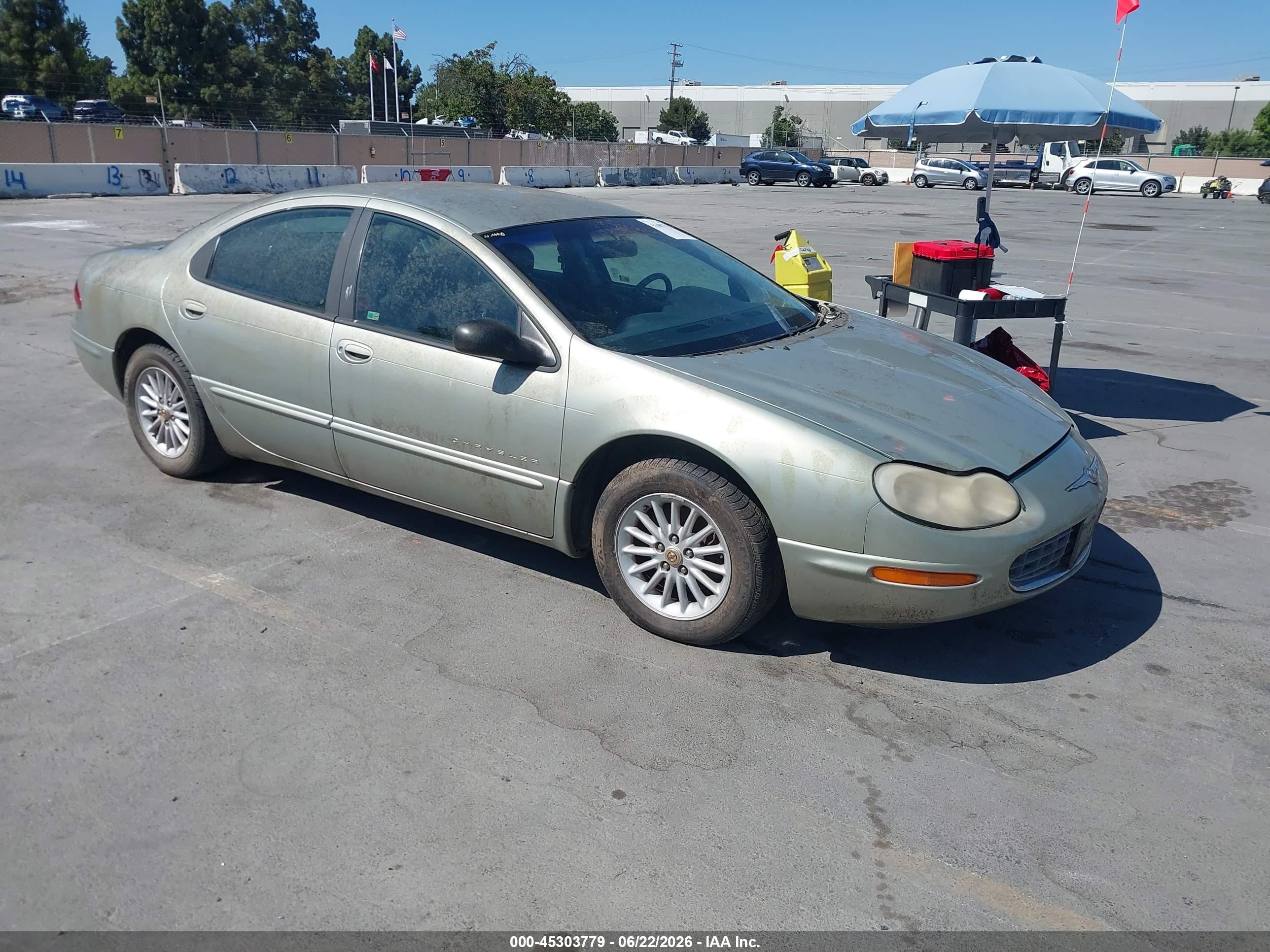 1999 Chrysler Concorde, VIN 2C3HD46J6XH639668 — Normal wear