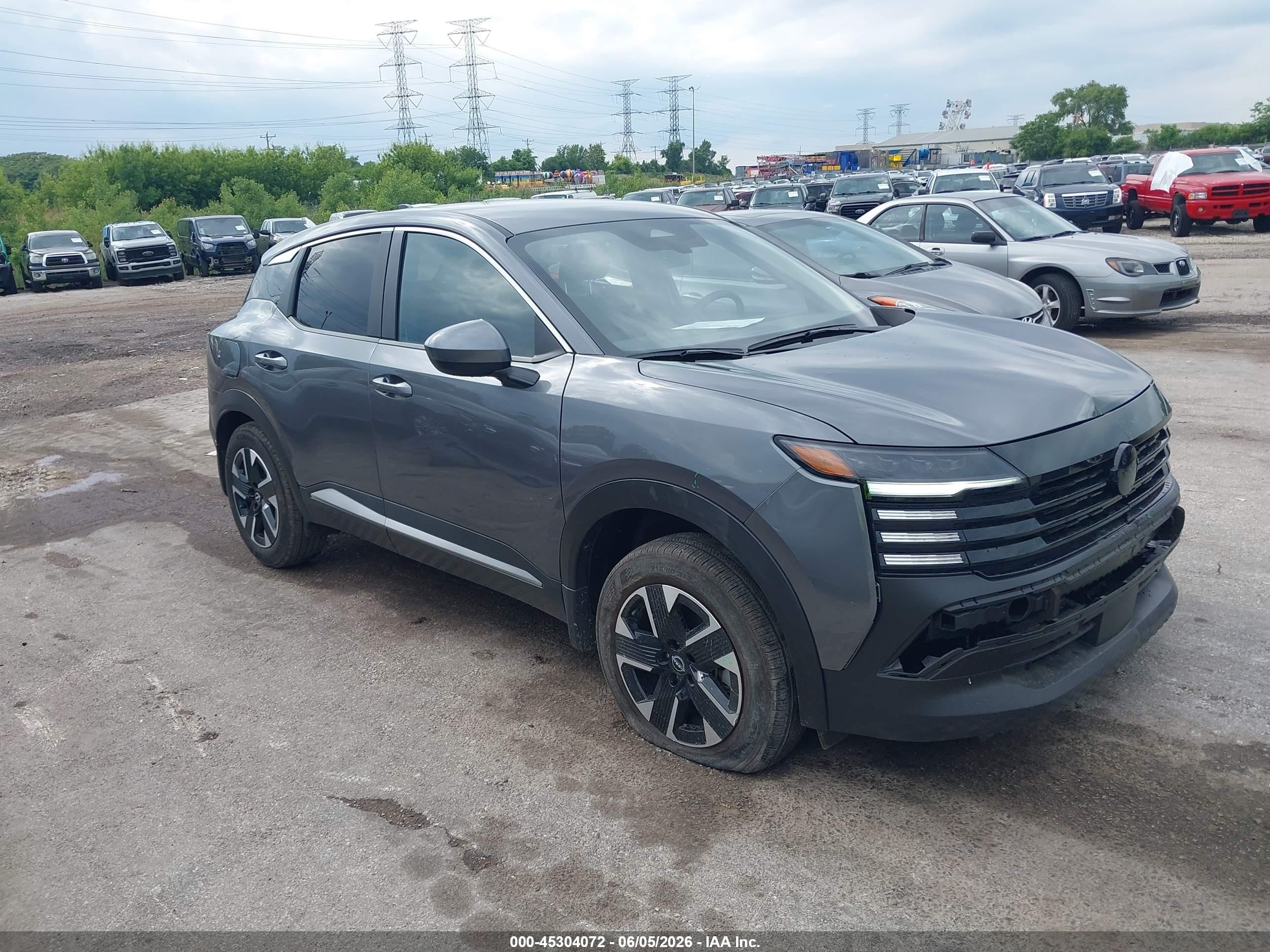 2025 Nissan Kicks SV, VIN 3N8AP6CBXSL335938 — Front end