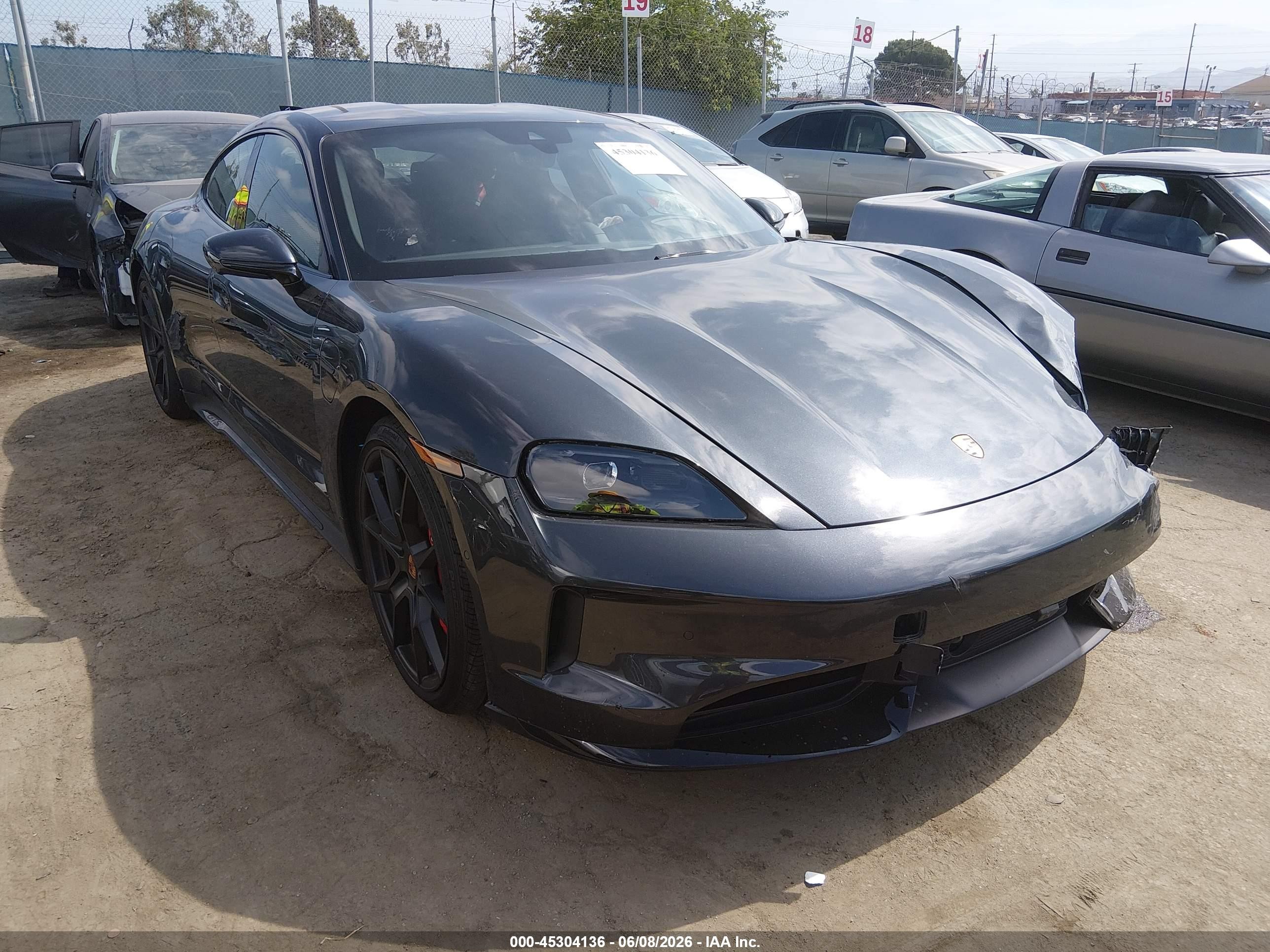 2025 Porsche Taycan GTS, VIN WP0AD2Y12SSA50118 — Front end