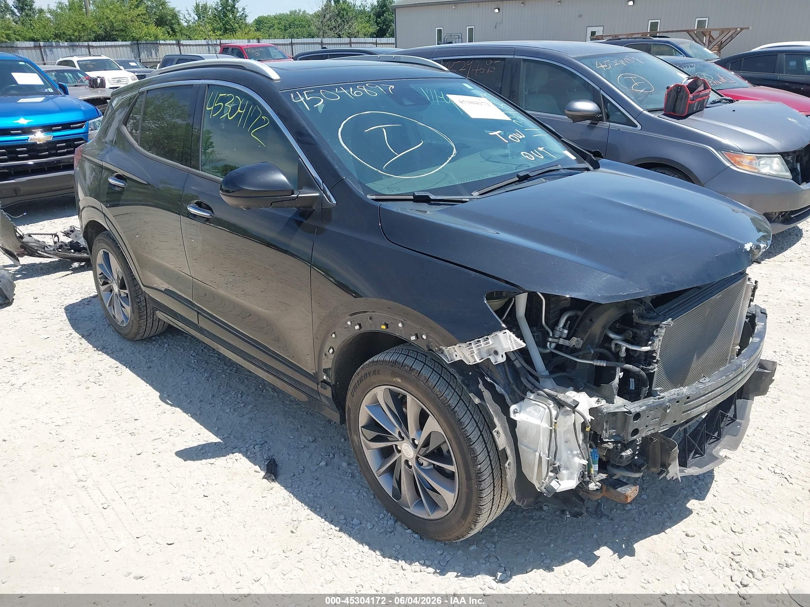 2021 Buick Encore GX Essence, VIN KL4MMGSL3MB113483 — Front end