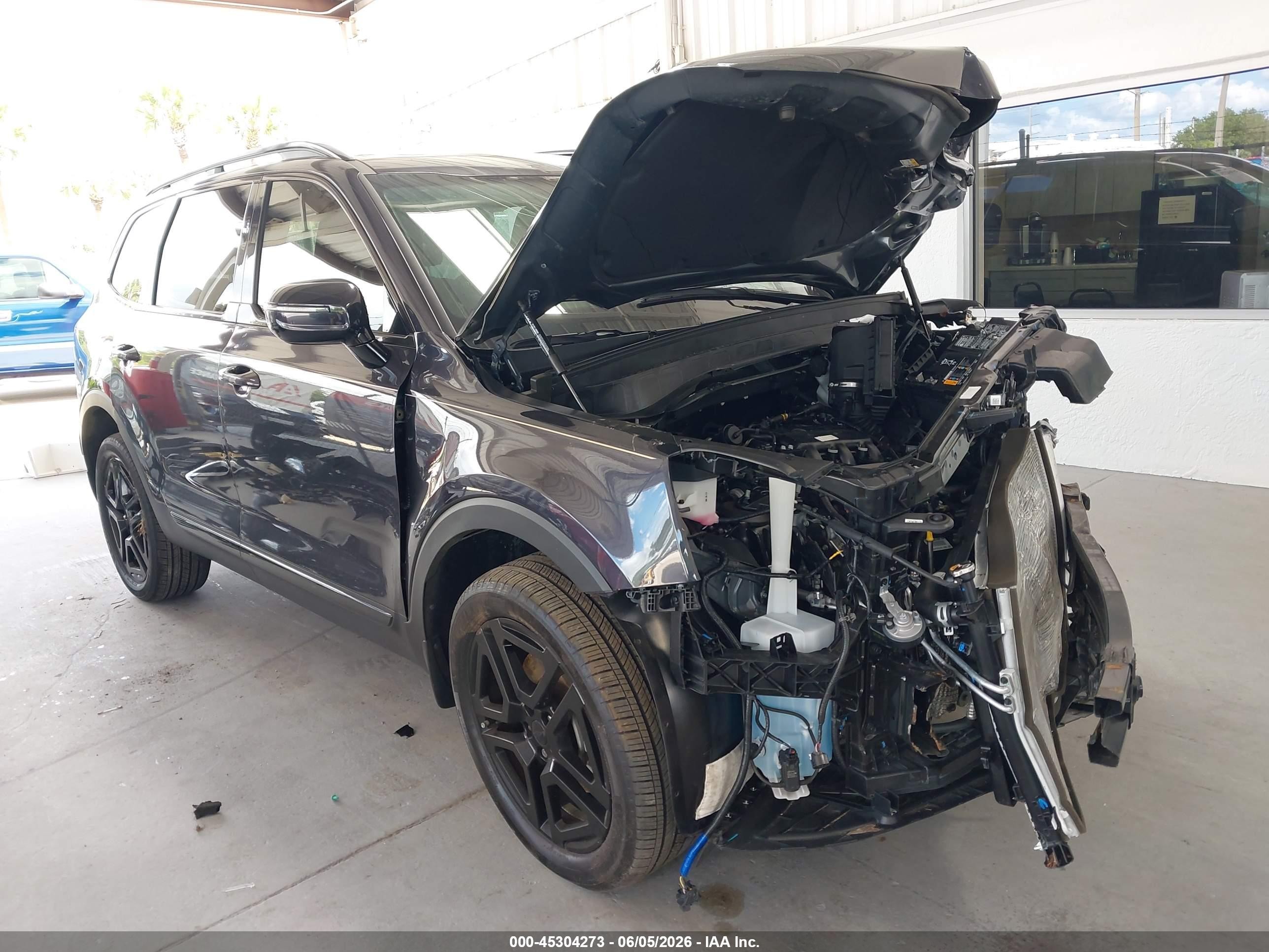 2025 Kia Telluride SX X-Line, VIN 5XYP5DGC0SG684777 — Front end