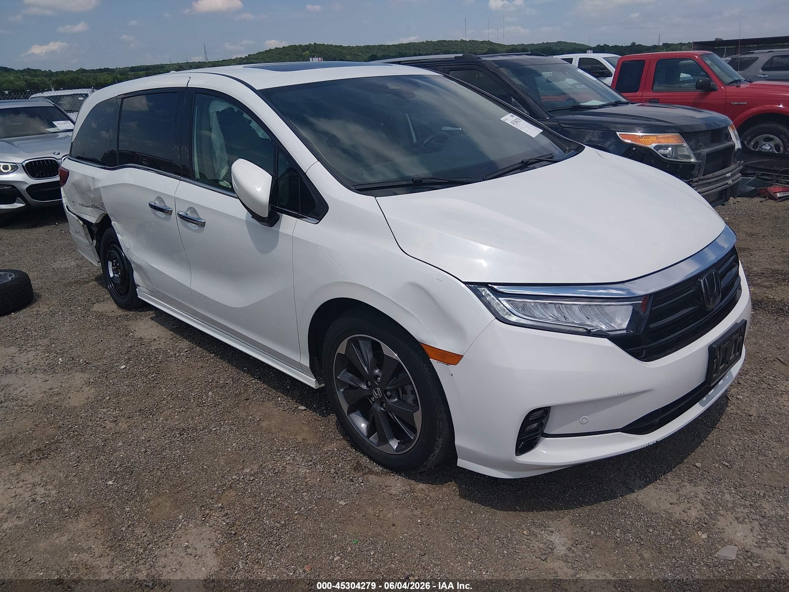 2022 Honda Odyssey Elite, VIN 5FNRL6H9XNB058453 — Side