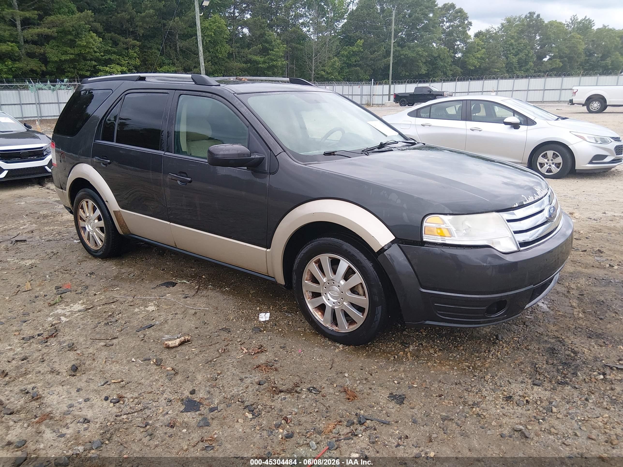 2008 Ford Taurus X Eddie Bauer, VIN 1FMDK07W38GA25916 — Normal wear