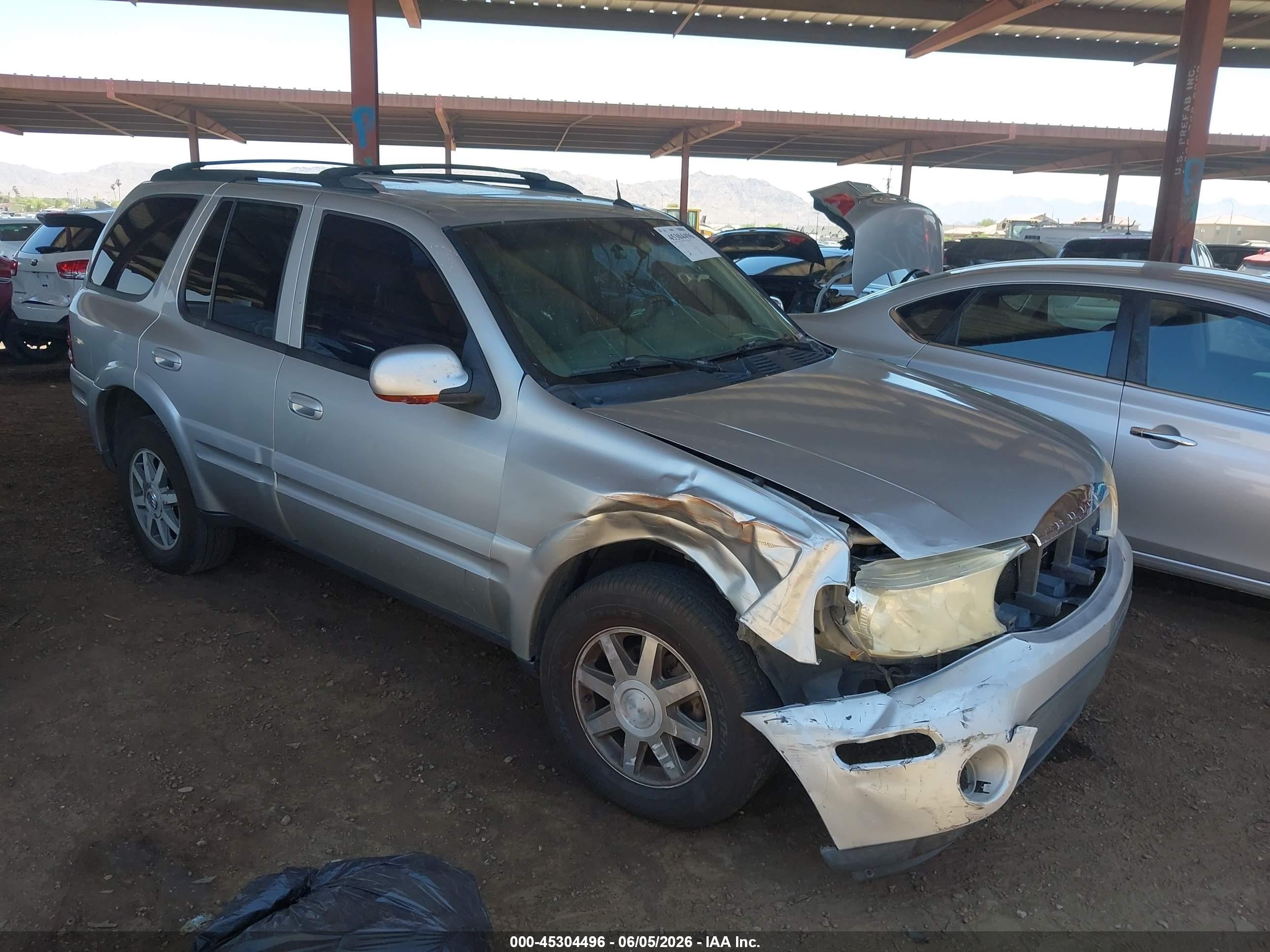 2005 Buick Rainier CXL, VIN 5GADS13S652367786 — Front end