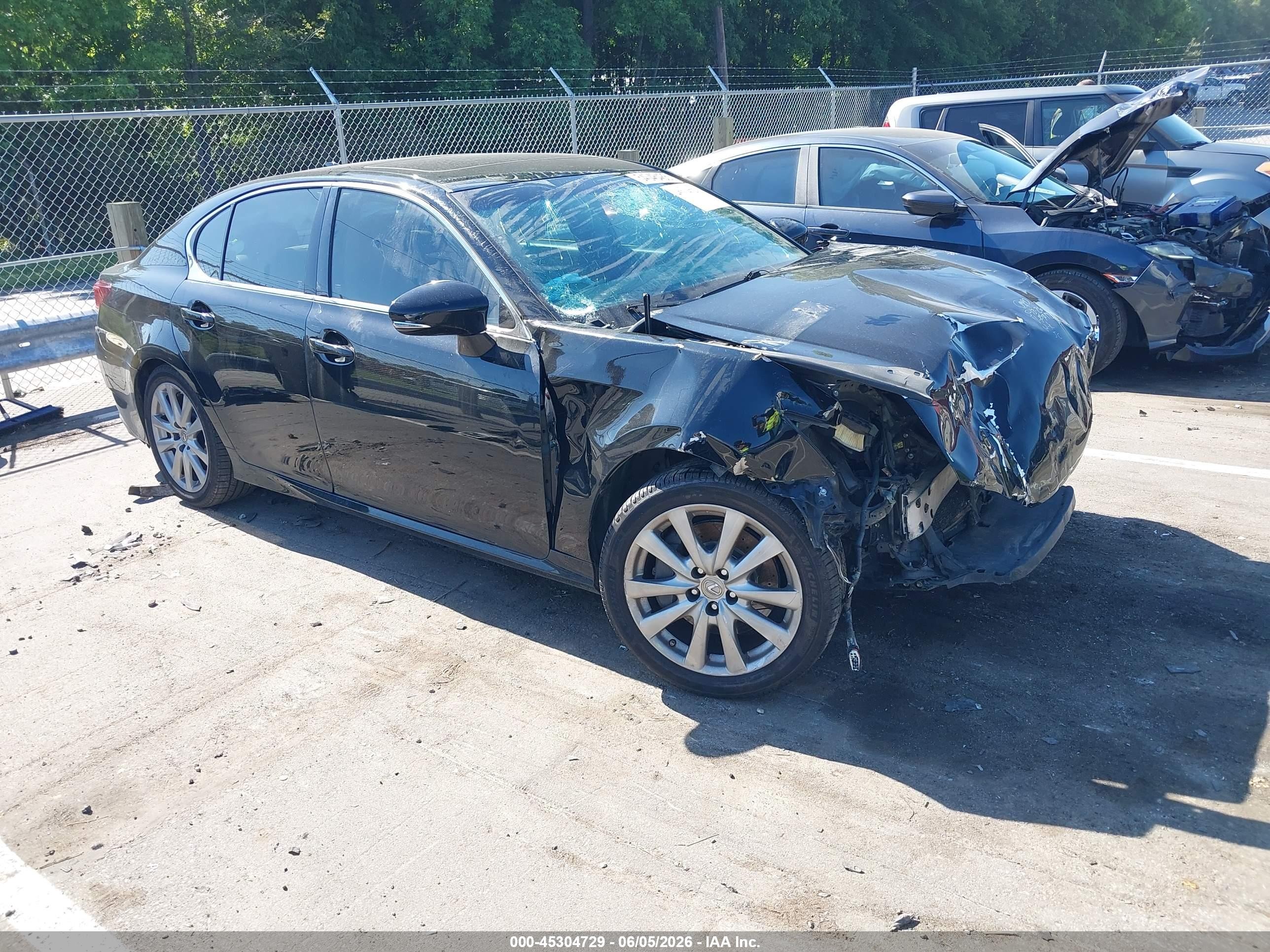 2015 Lexus GS 350, VIN JTHBE1BL5FA001878 — Перед