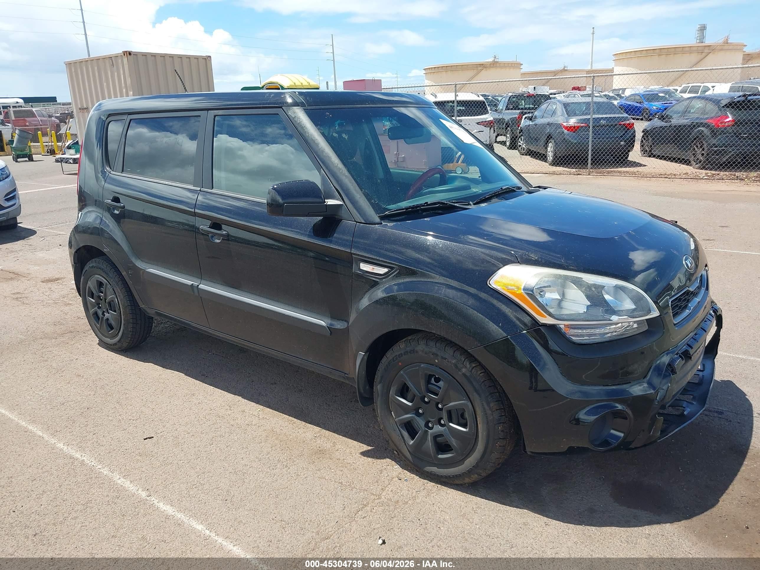 2013 Kia Soul, VIN KNDJT2A50D7618210 — Front end