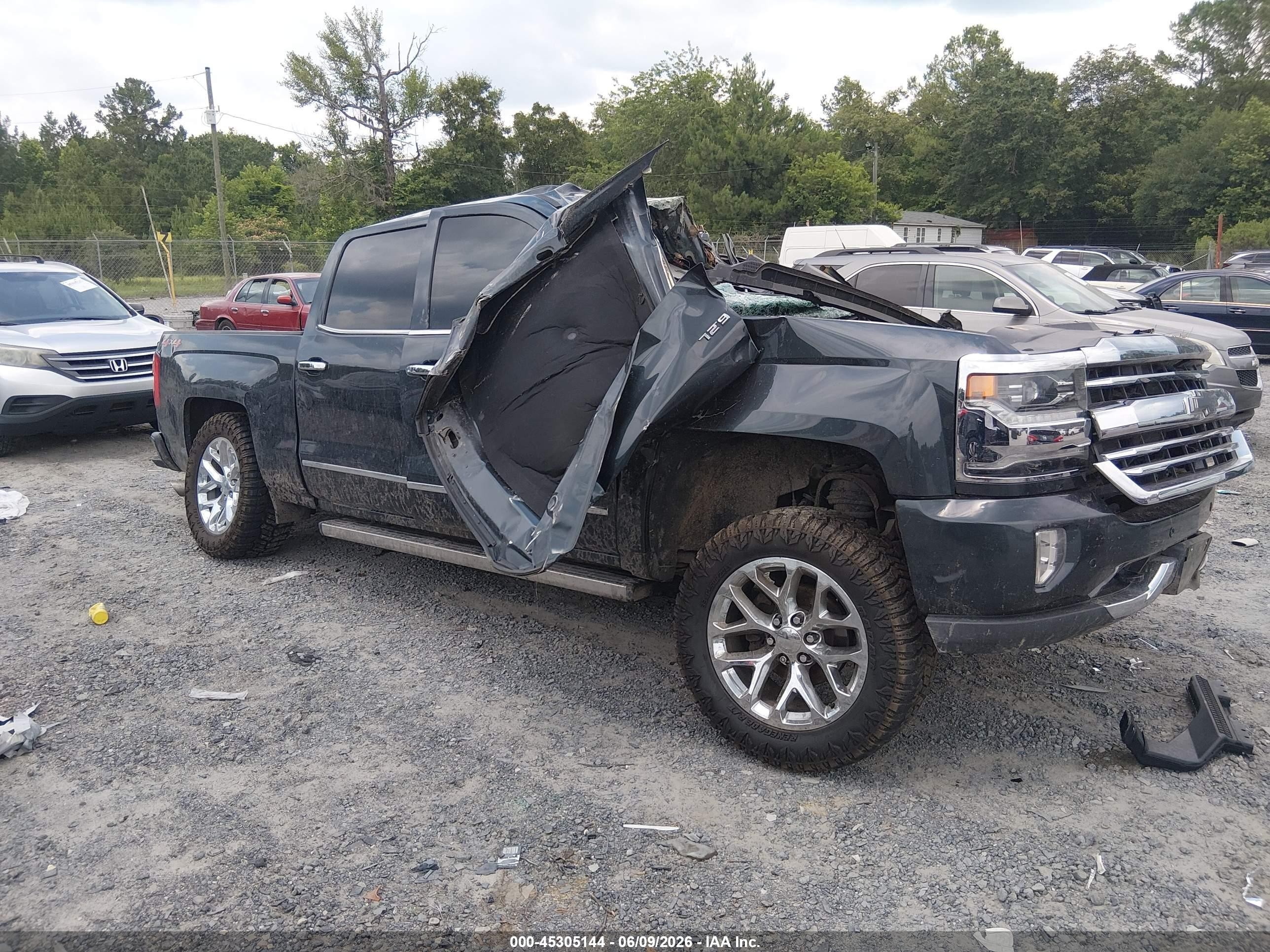 2018 Chevrolet Silverado 1500 High Country, VIN 3GCUKTEJ4JG104292 — All over