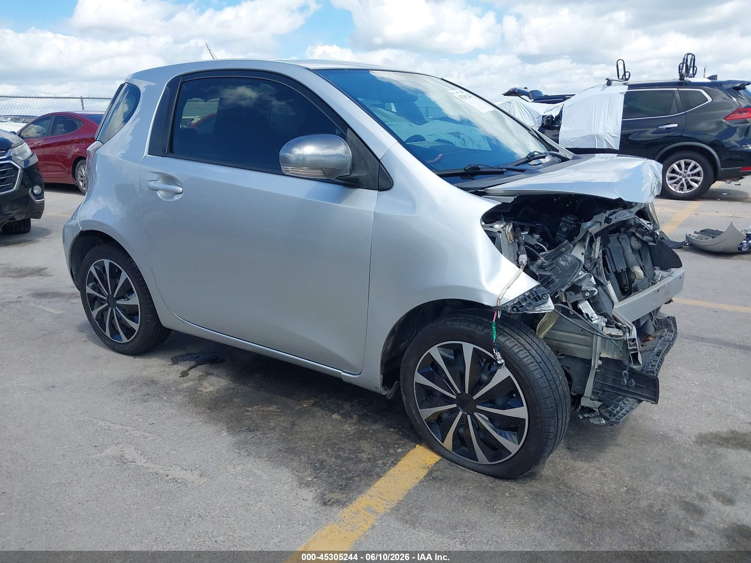 2013 Scion iQ, VIN JTNJJXB00DJ024348 — Front end