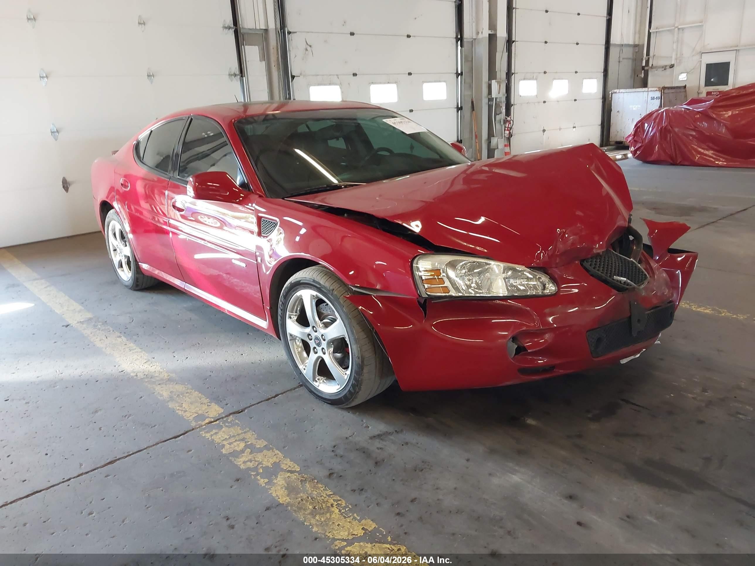 2006 Pontiac Grand Prix GXP, VIN 2G2WC58C161309992 — Front end