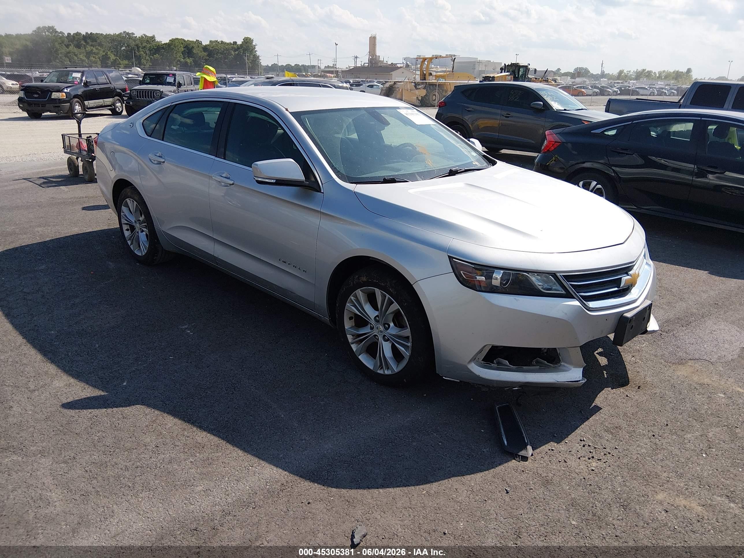 2015 Chevrolet Impala LT, VIN 1G1125S39FU122241 — Front end