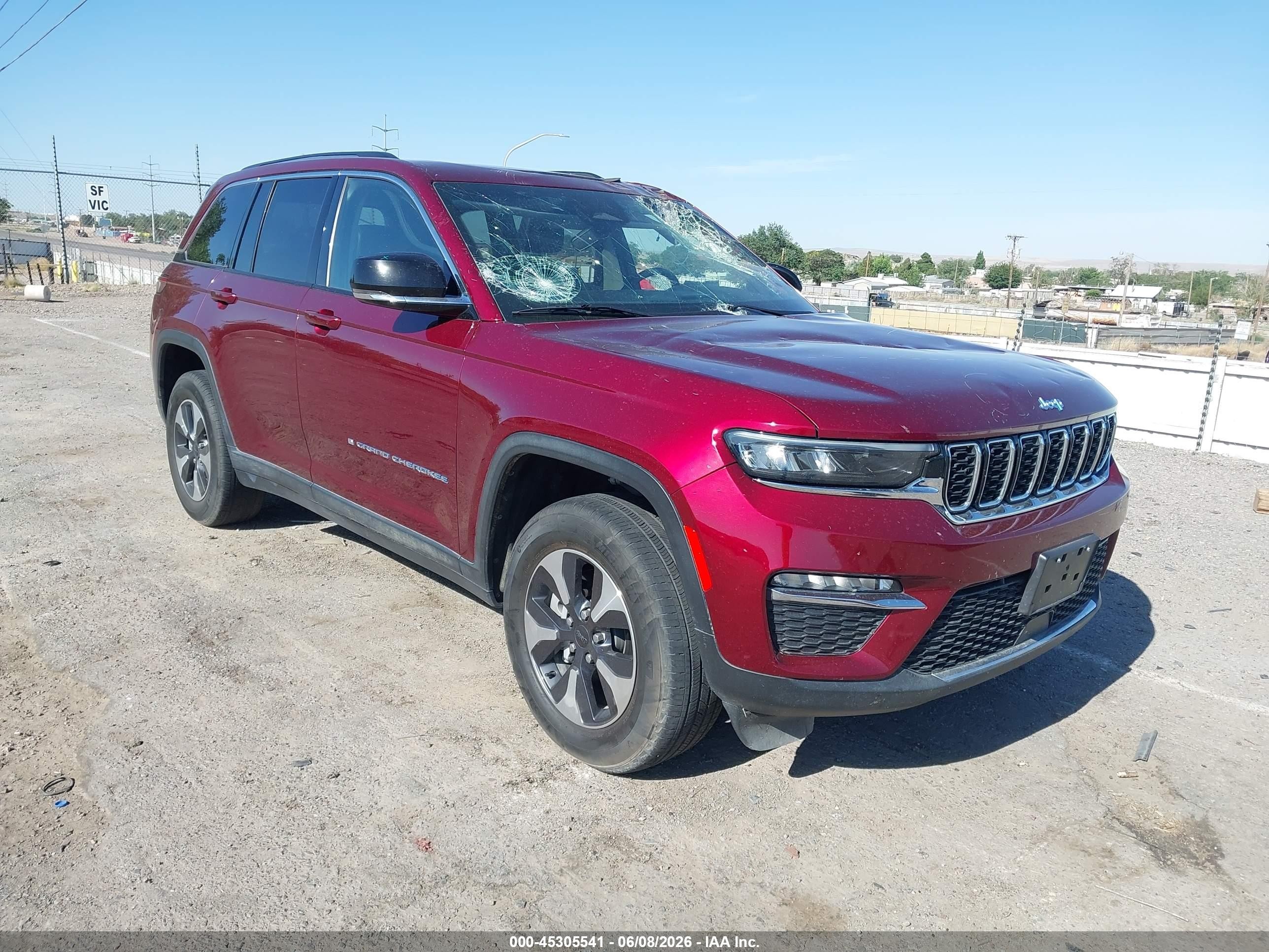 2023 Jeep Grand Cherokee, VIN 1C4RJYB6XPC633442 — Roof
