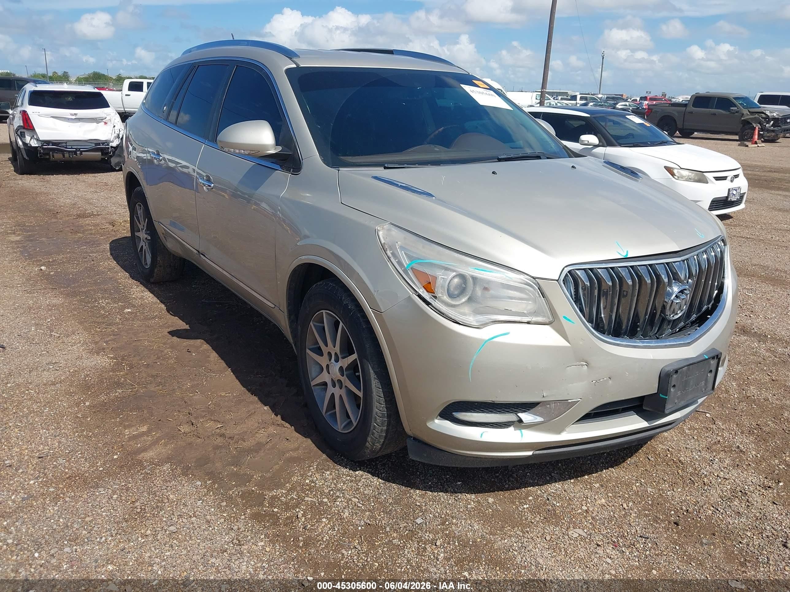 2013 Buick Enclave Leather, VIN 5GAKRCKD2DJ195567 — Front end