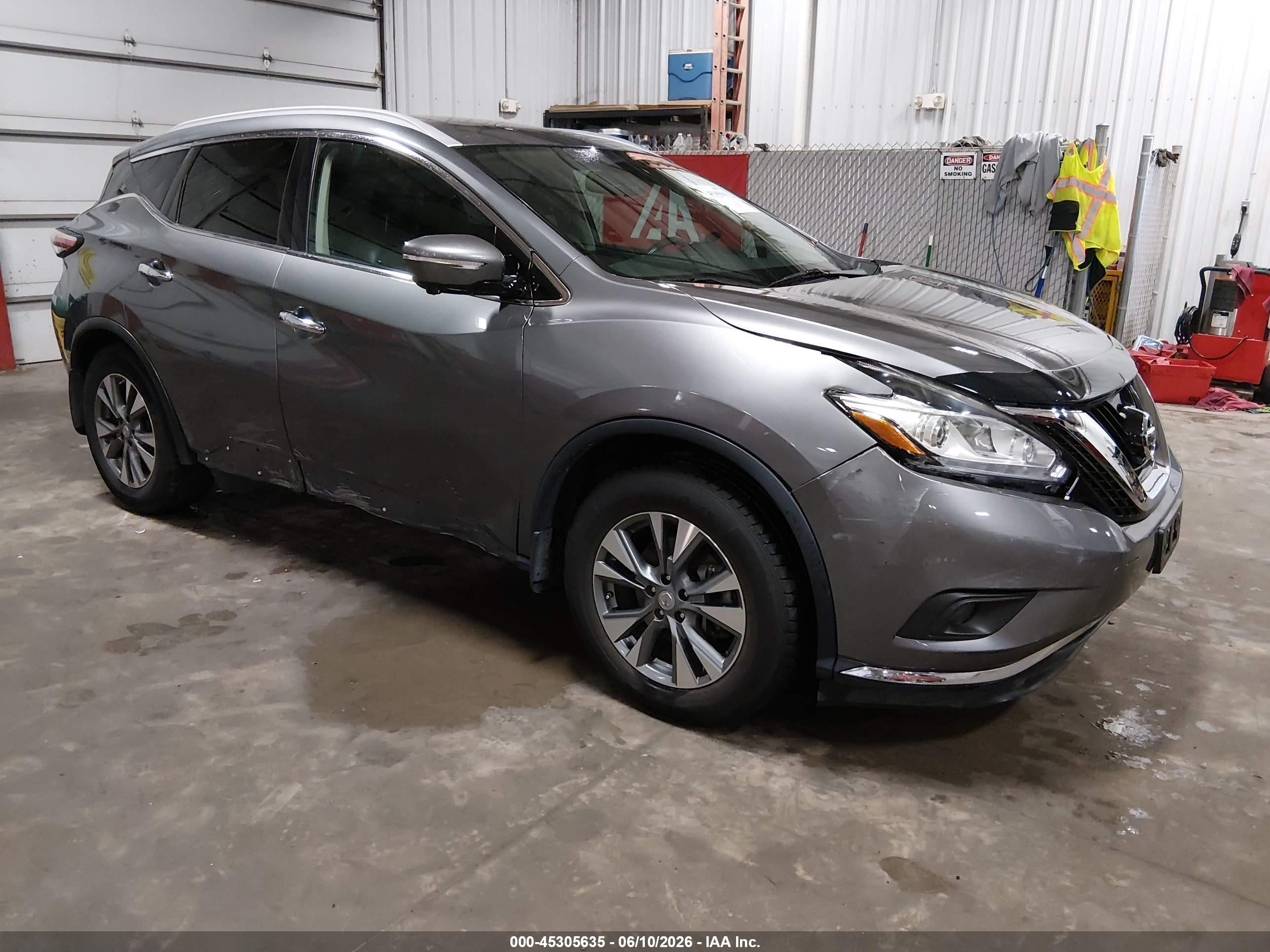 2015 Nissan Murano Platinum, VIN 5N1AZ2MH2FN214291 — Front end