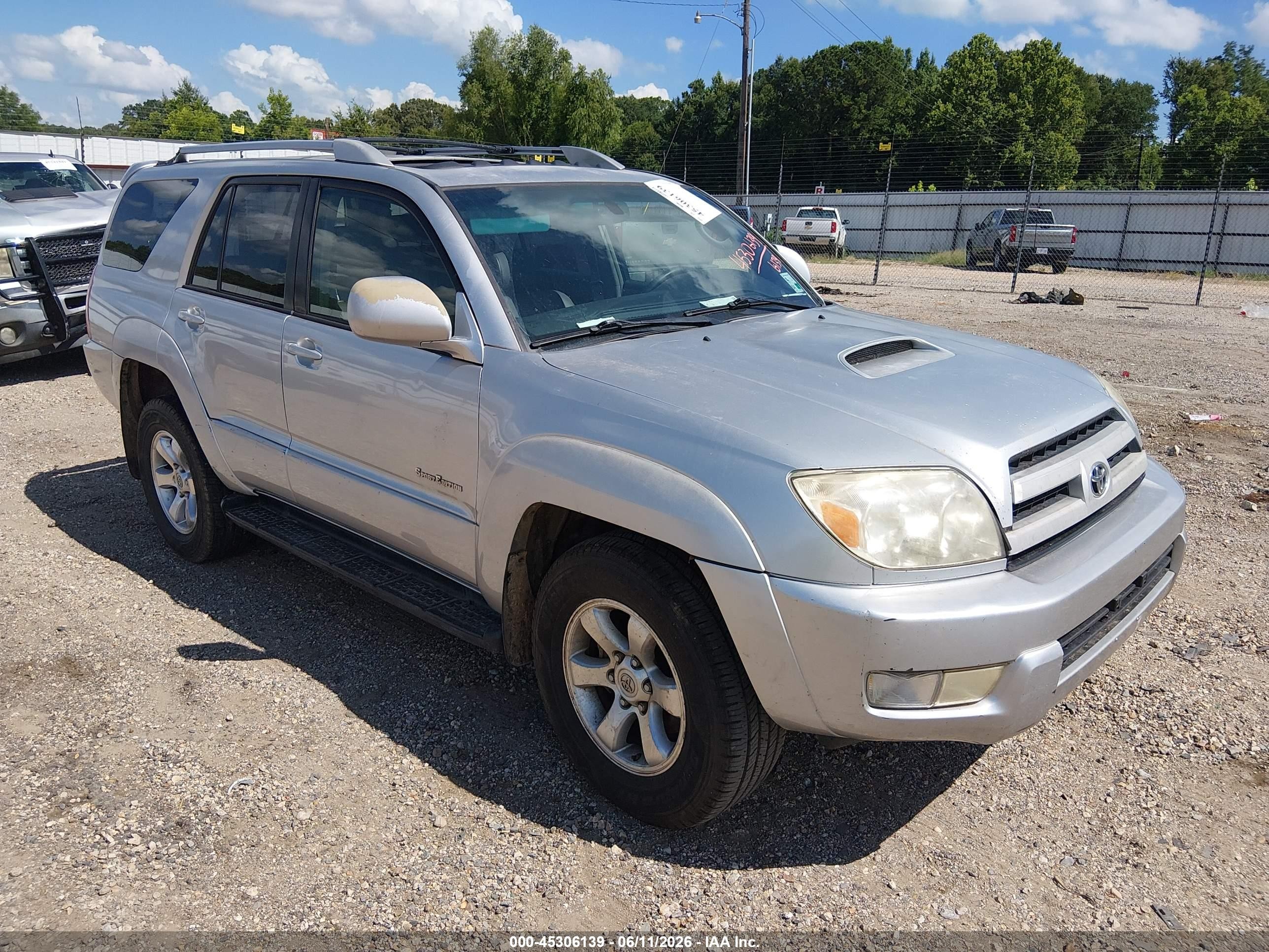2005 Toyota 4Runner SR5, VIN JTEZU14R558038936 — Roof