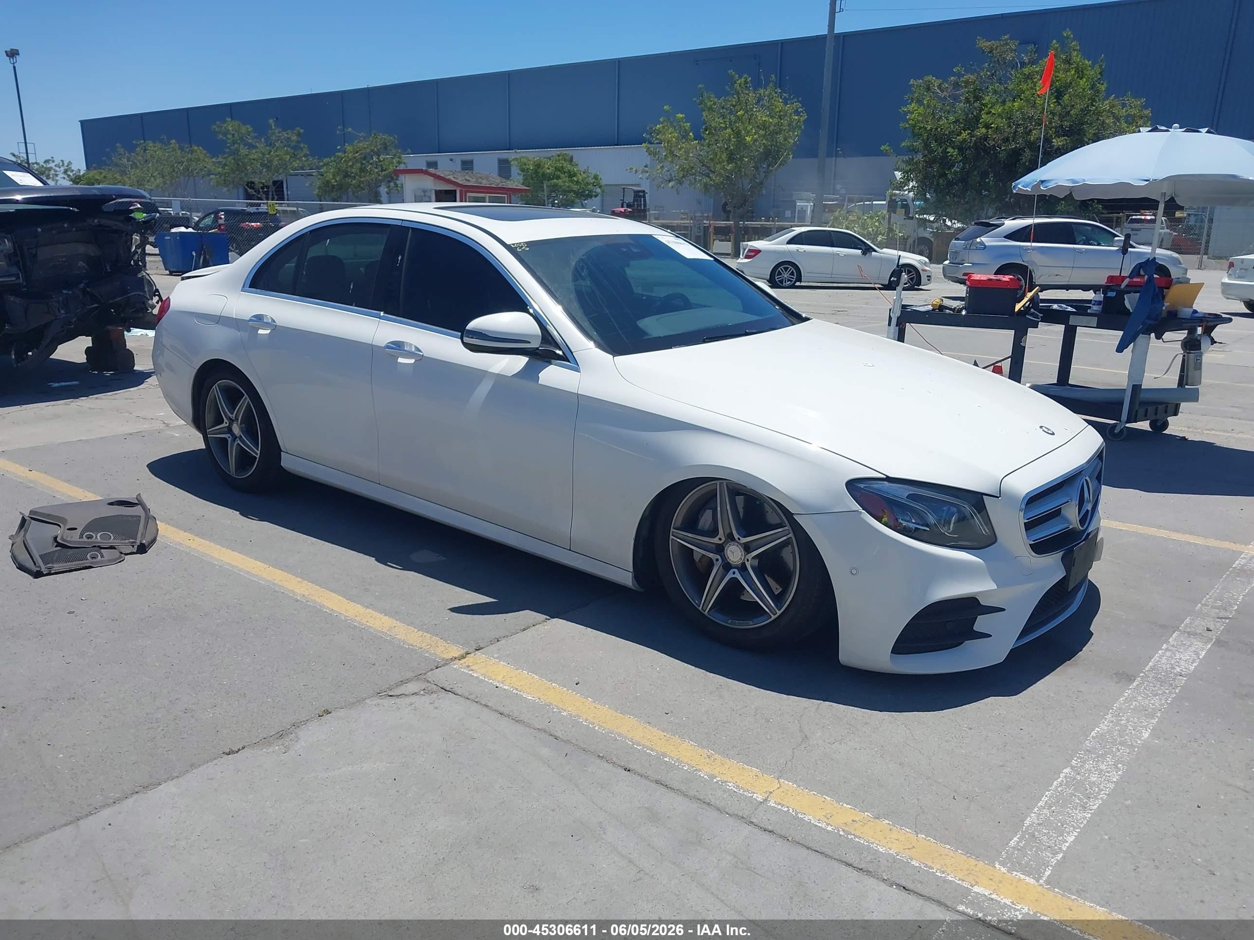 2017 Mercedes-Benz E 300 Luxury, VIN WDDZF4JB8HA015273 — Undercarriage