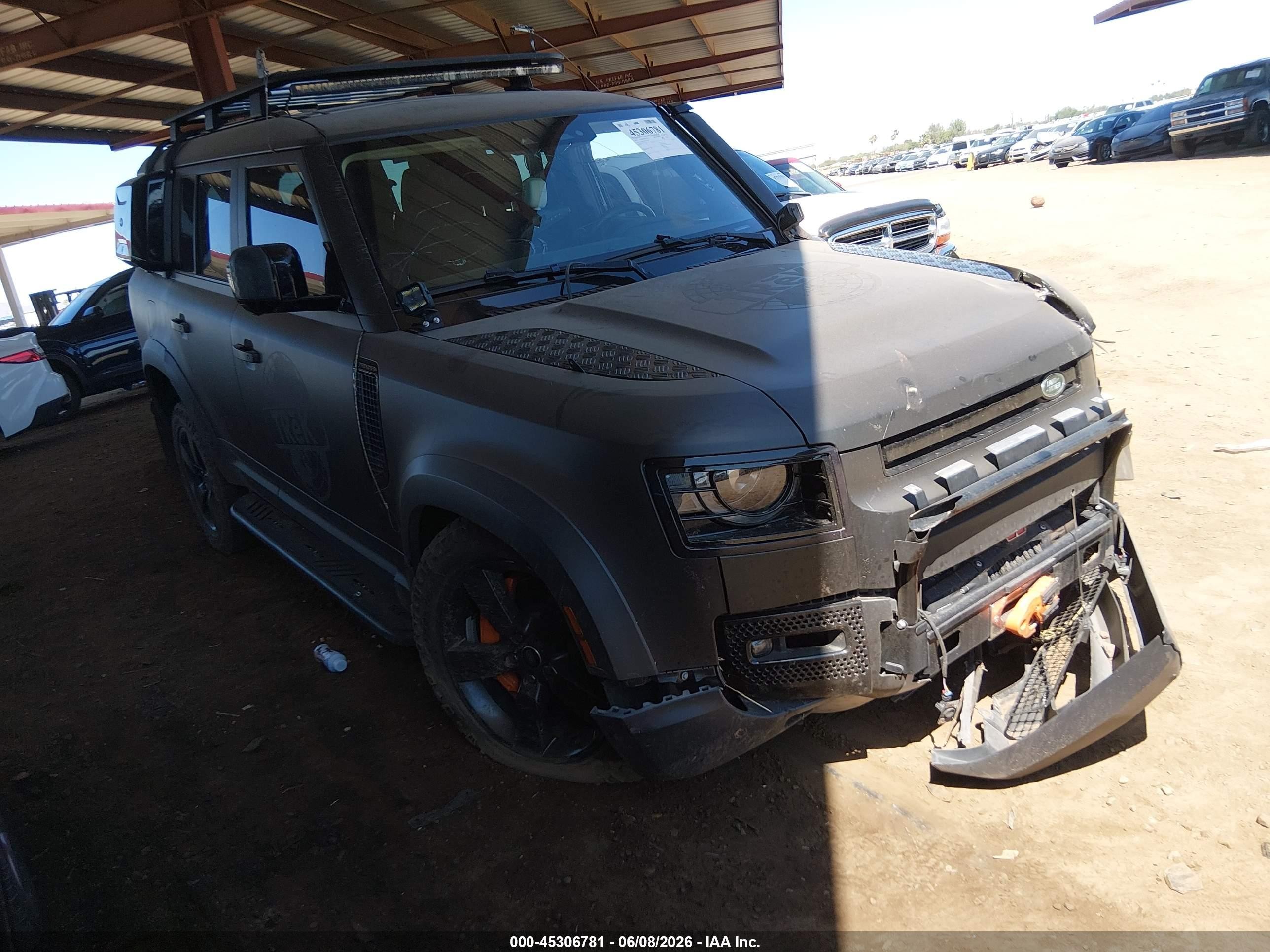 2023 Land Rover Defender SE, VIN SALEPFEU9P2225749 — Front end