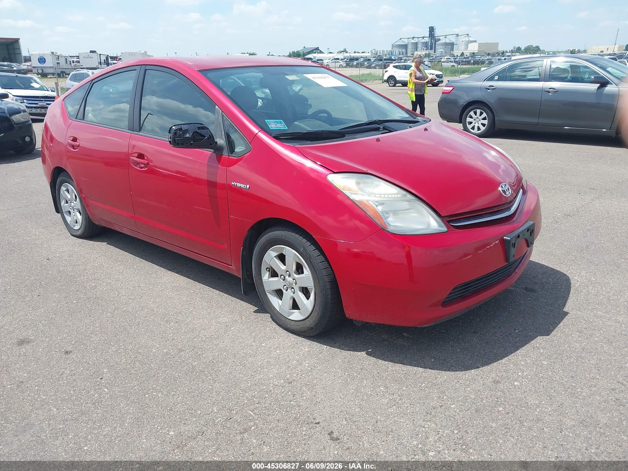 2008 Toyota Prius, VIN JTDKB20U887812053 — Side